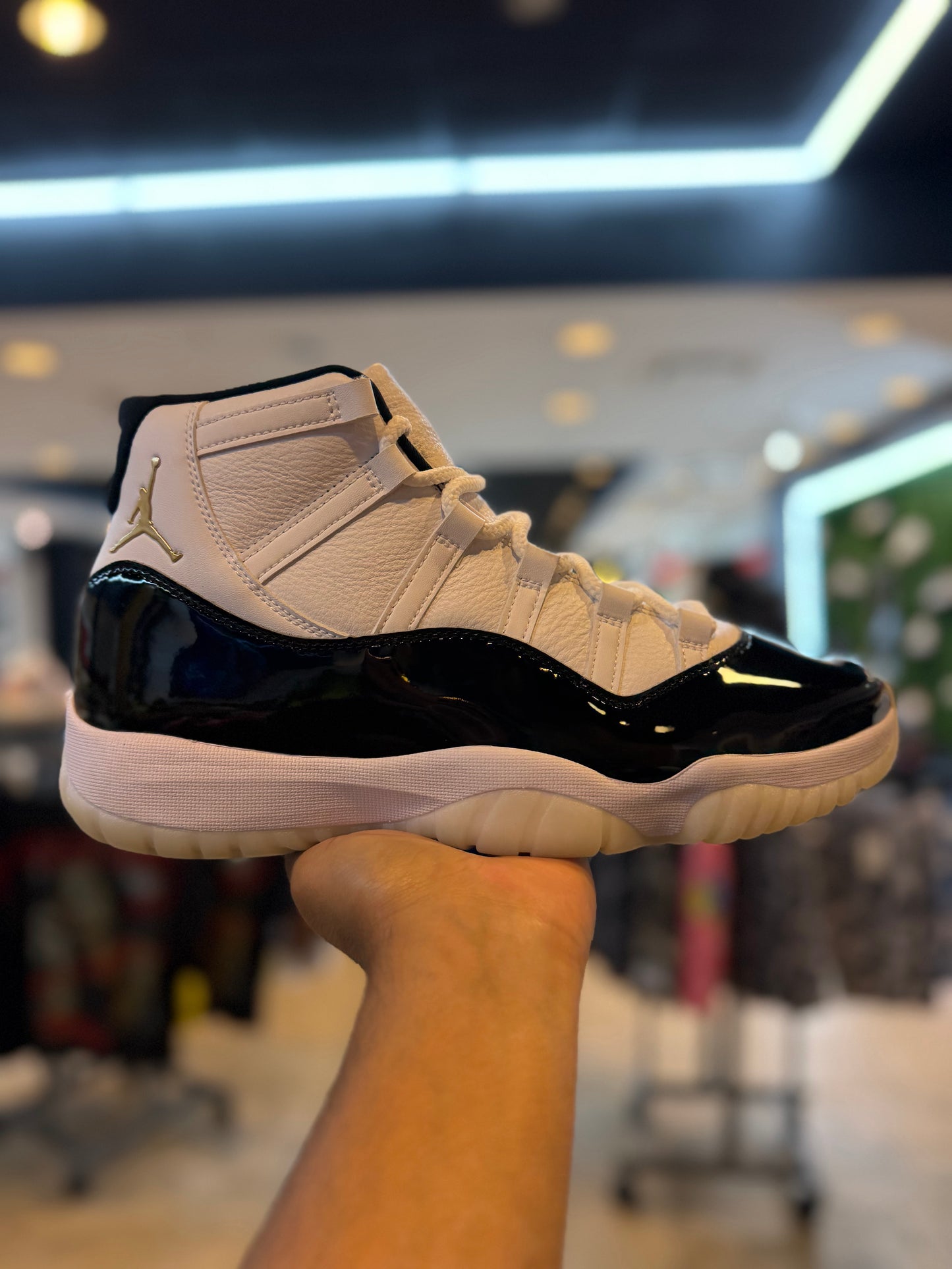 Jordan 11 Retro DMP Gratitude (2023) PRE-OWNED