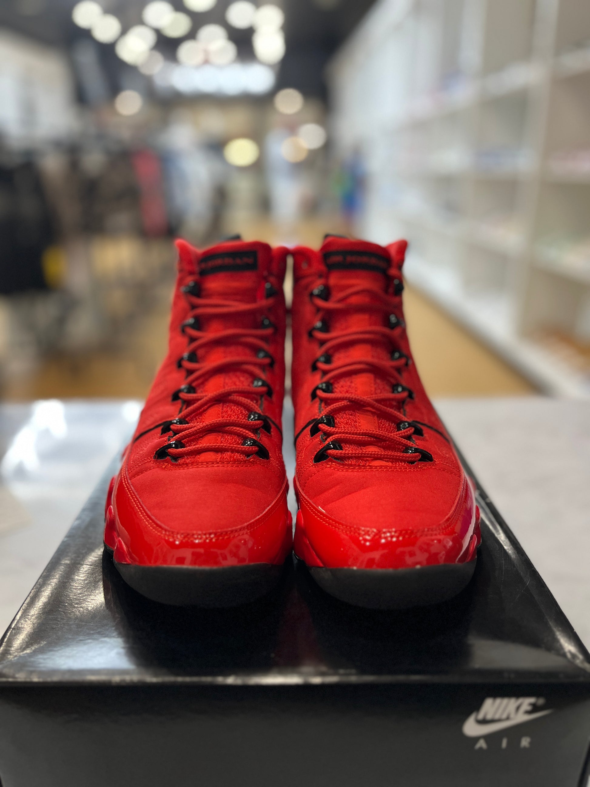 Jordan 9 Retro Chile Red PRE-OWNED