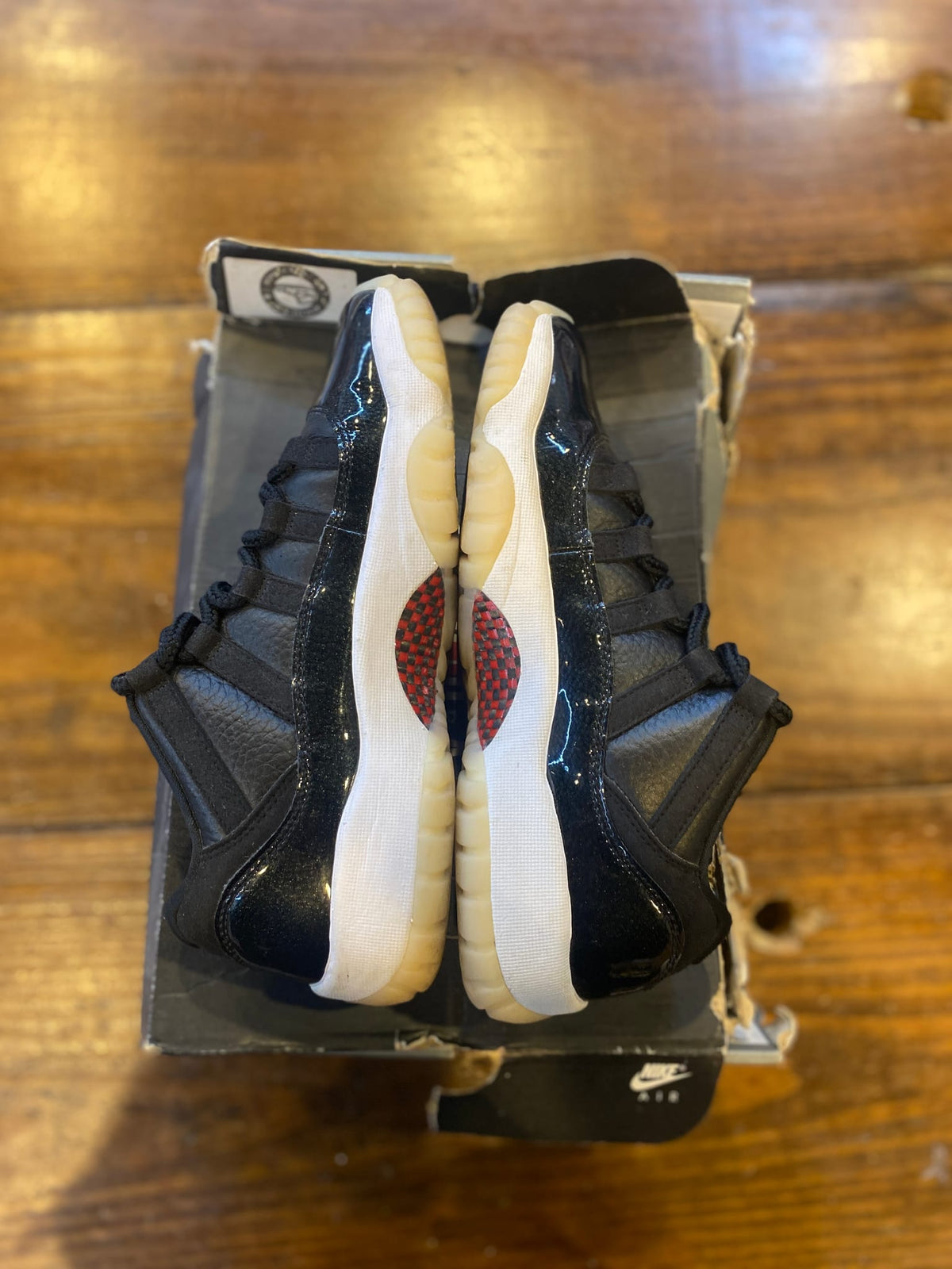 Jordan 11 Retro Low 72-10 (GS) PRE-OWNED