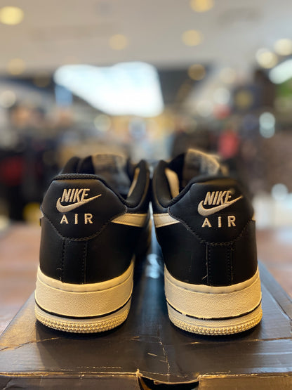 Nike Air Force 1 Low '07 Black White Swoosh  PRE-OWNED