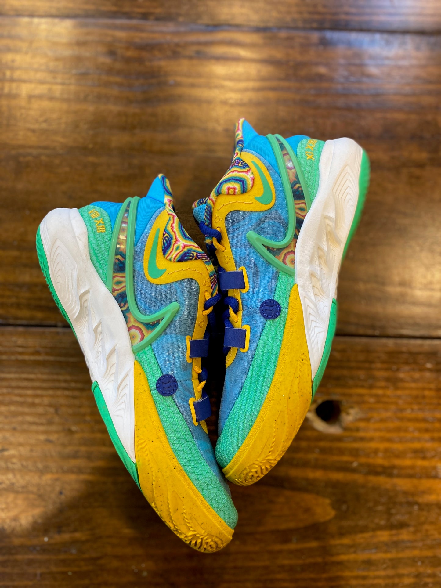 Nike Kyrie 8 GO Baltic Blue Multi Color (GS) PRE-OWNED
