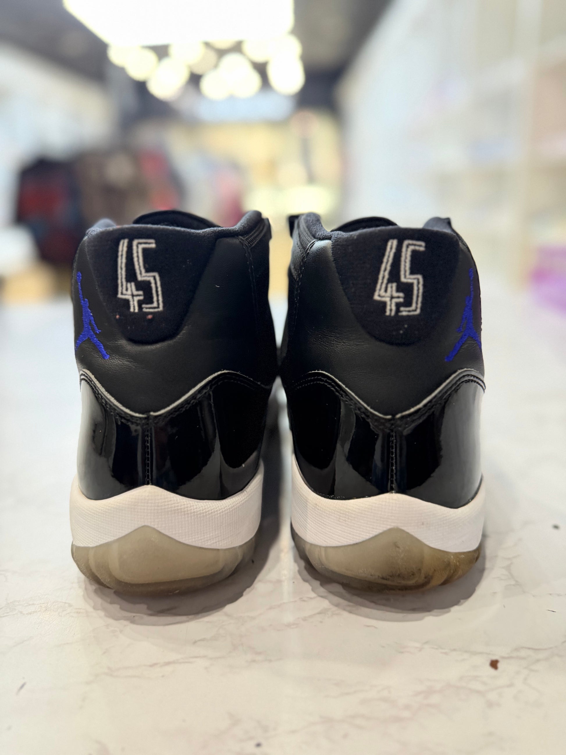 Jordan 11 Retro Space Jam (2016) PRE-OWNED