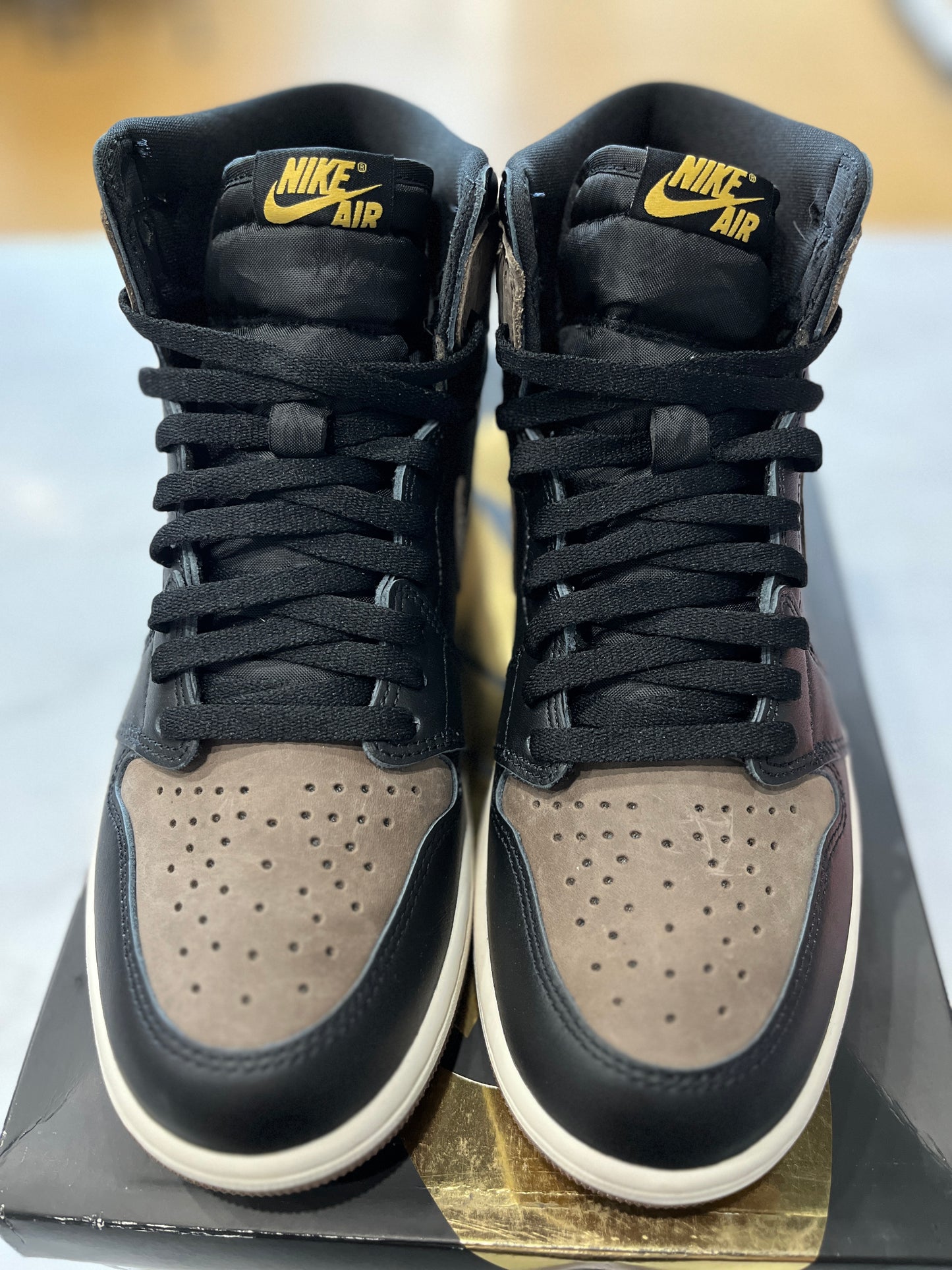 Jordan 1 Retro High OG Palomino PRE-OWNED