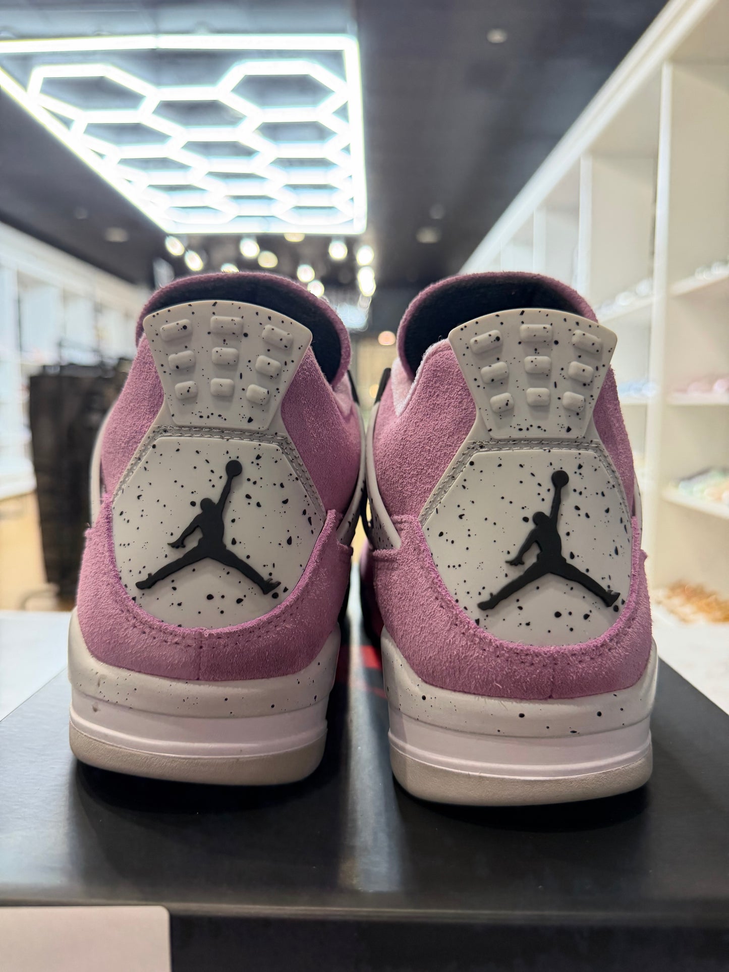 Jordan 4 Retro Orchid (Women's) PRE-OWNED
