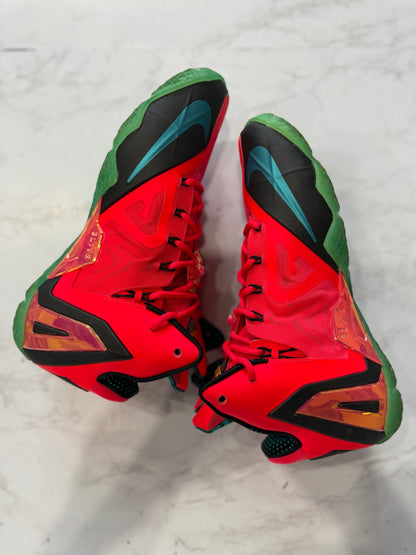 Nike LeBron 11 Elite Hero PRE-OWNED