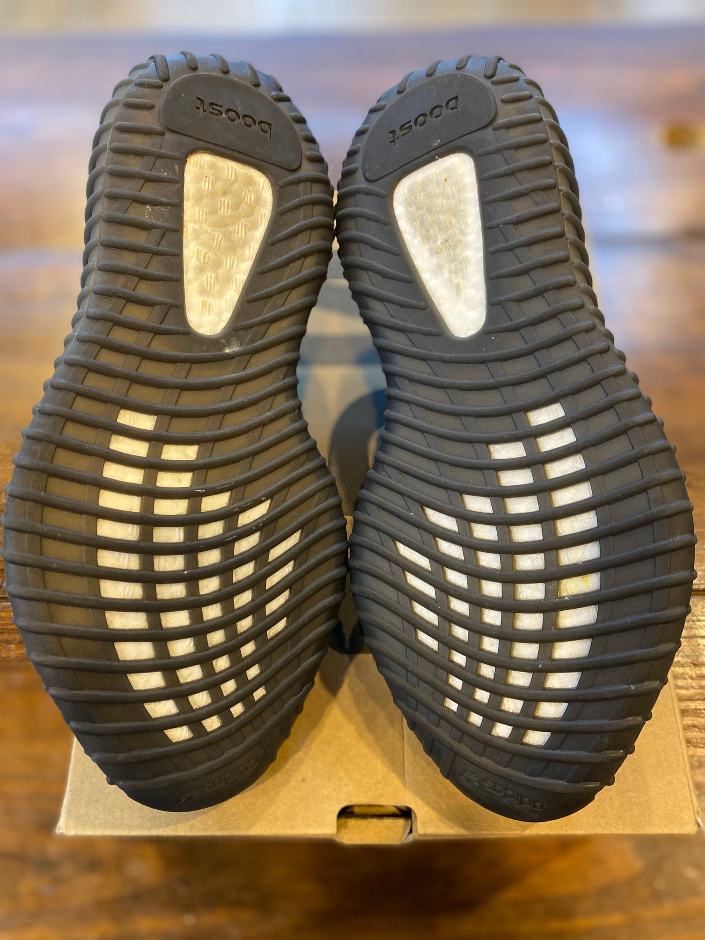 adidas Yeezy Boost 350 V2 Dazzling Blue PRE-OWNED