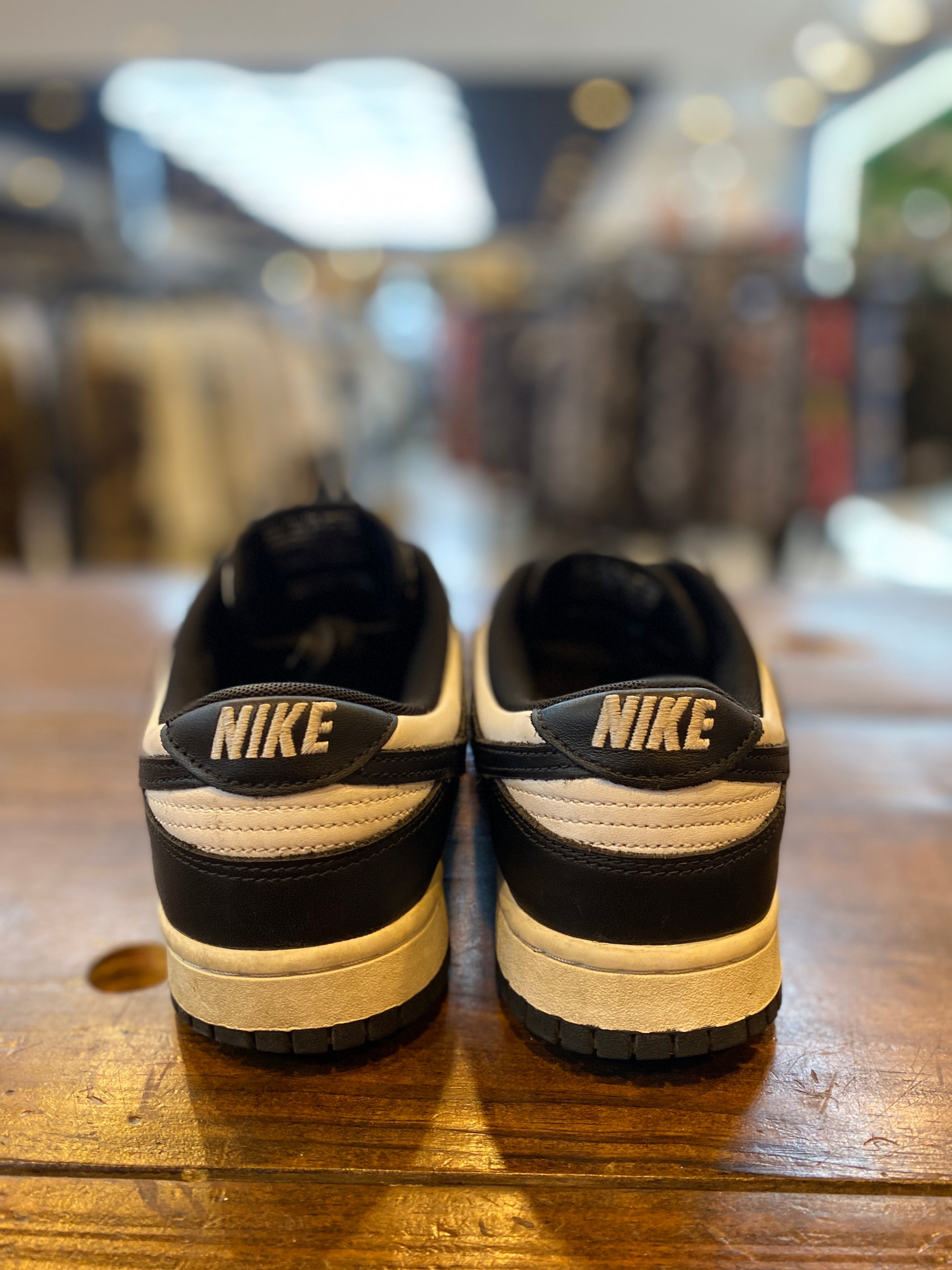 Nike Dunk Low Retro White Black Panda PRE-OWNED