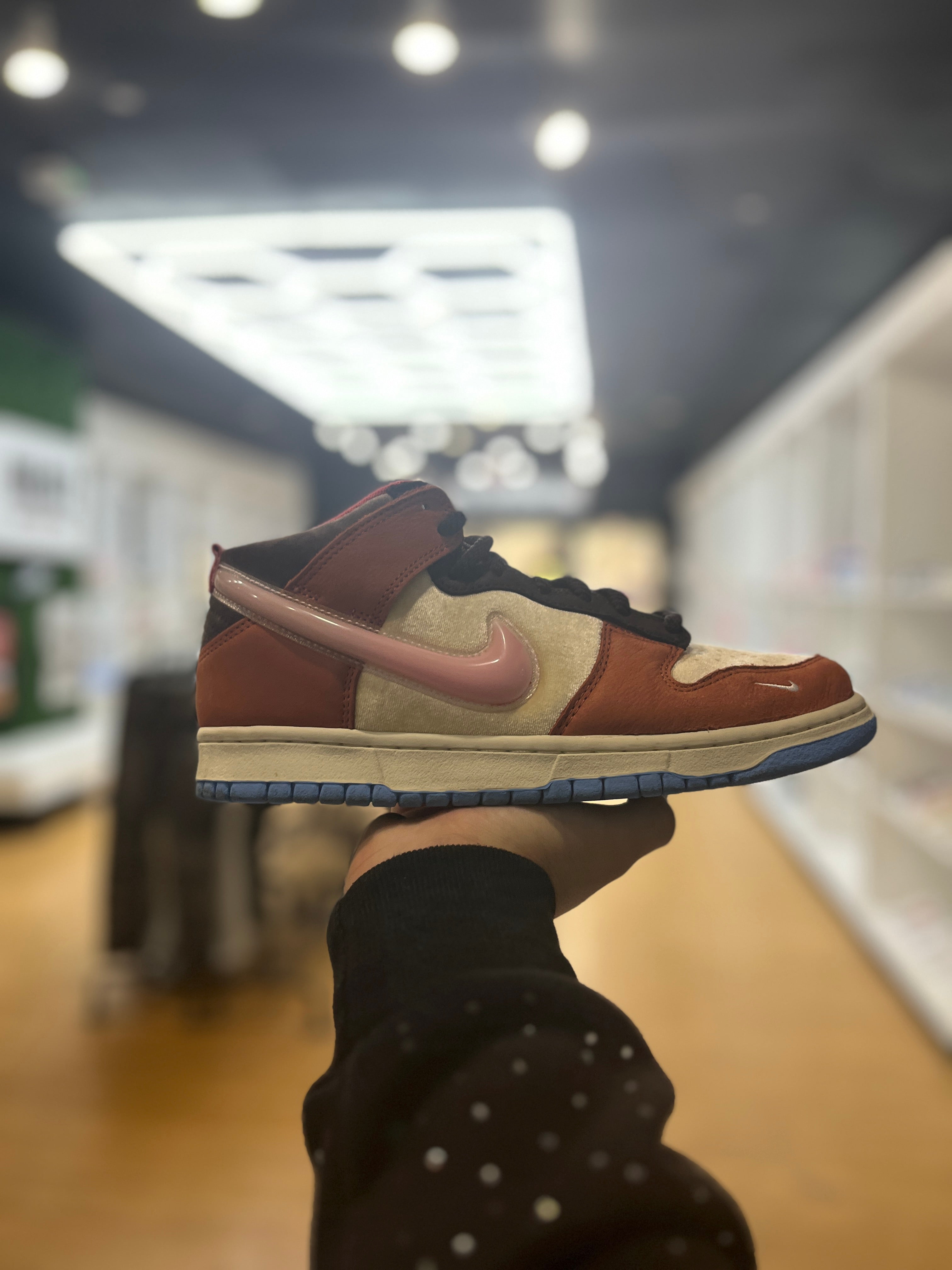 Nike Dunk Mid Social Status Free Lunch Chocolate Milk PRE-OWNED