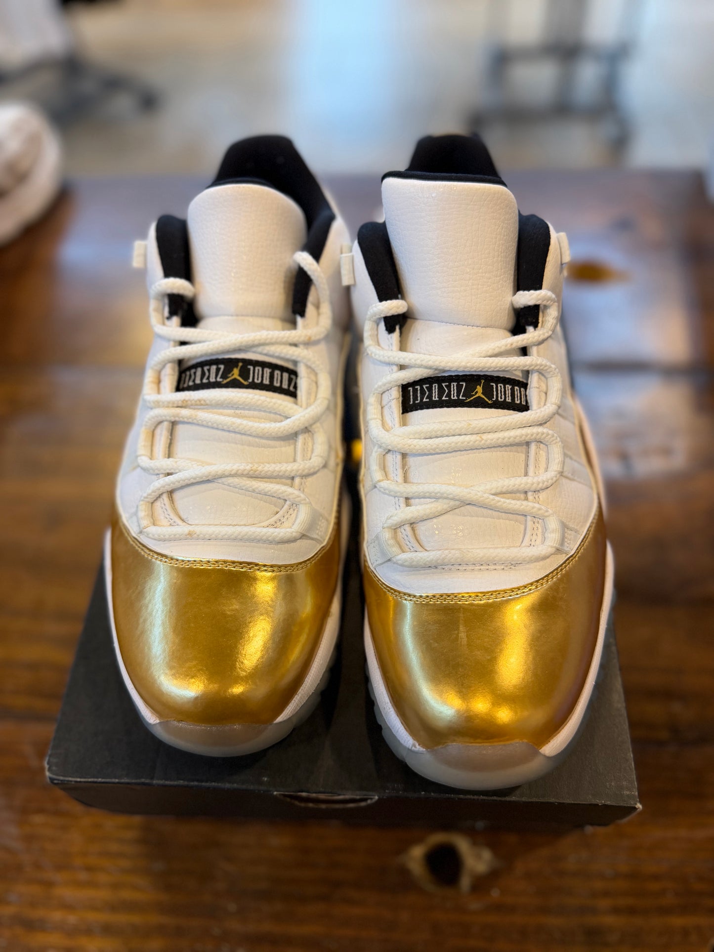 Jordan 11 Retro Low Closing Ceremony PRE-OWNED