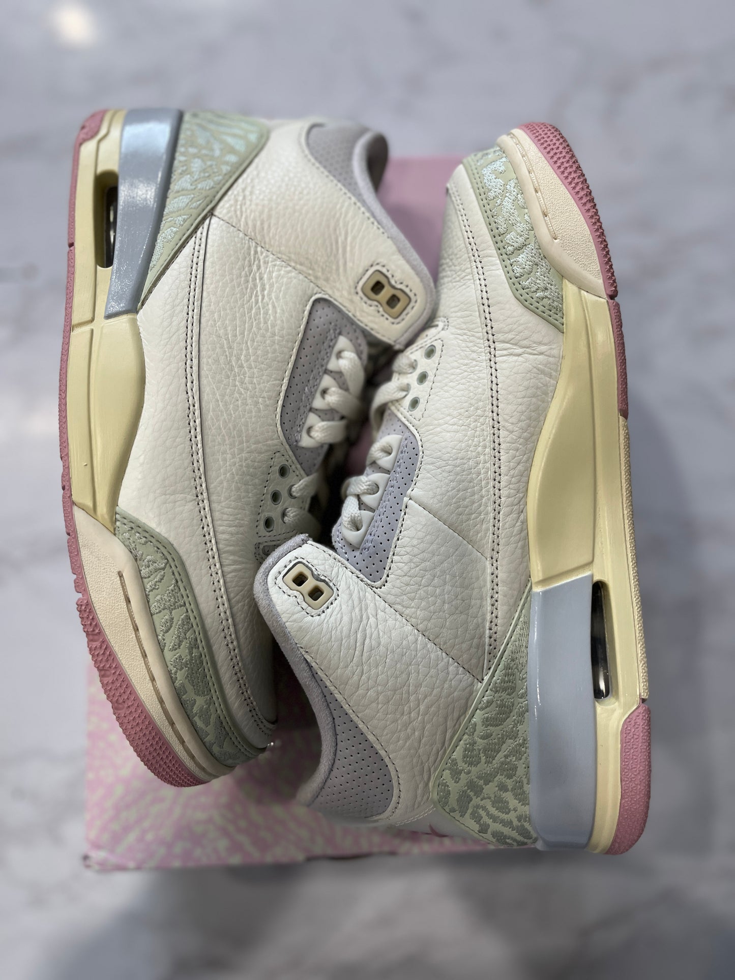 Jordan 3 Retro Spring Is In The Air PRE-OWNED