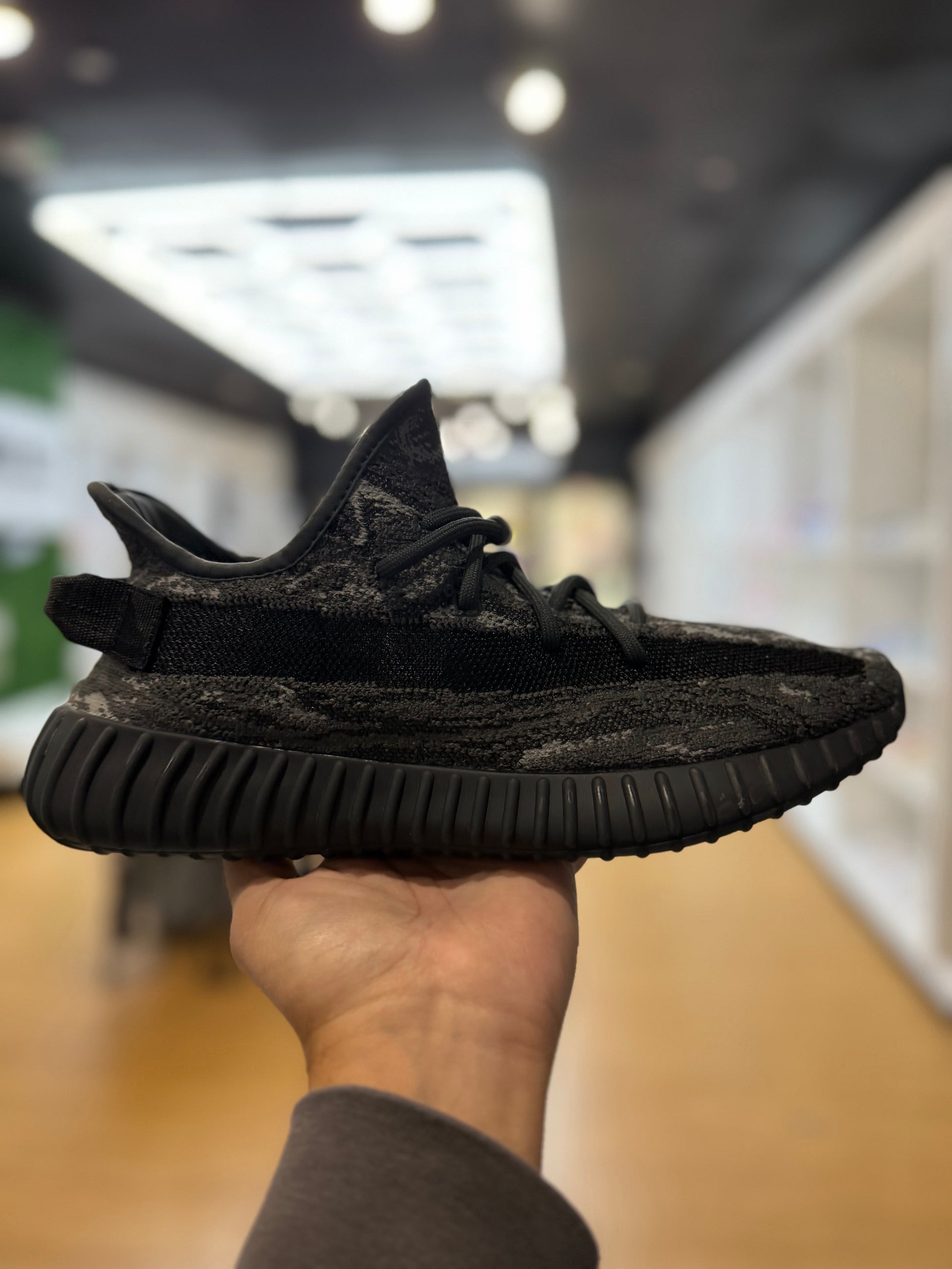 adidas Yeezy Boost 350 V2 MX Dark Salt PRE-OWNED