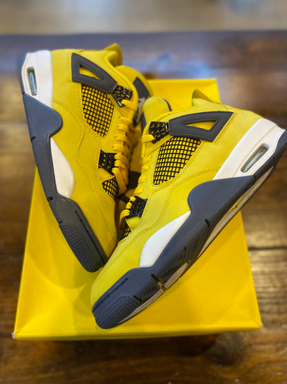 Jordan 4 Retro Lightning (2021) PRE-OWNED