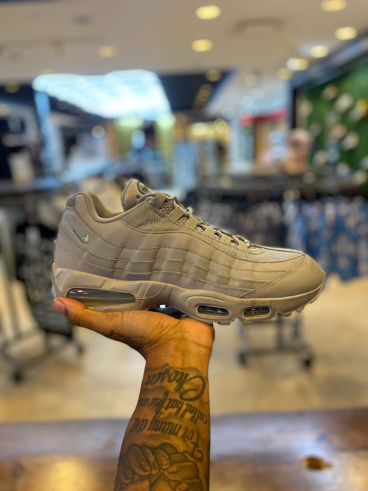 Nike Air Max 95 OG Big Bubble Wolf Grey PRE-OWNED