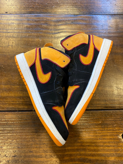 Jordan 1 Mid SE Black Vivid Orange (PS) PRE-OWNED