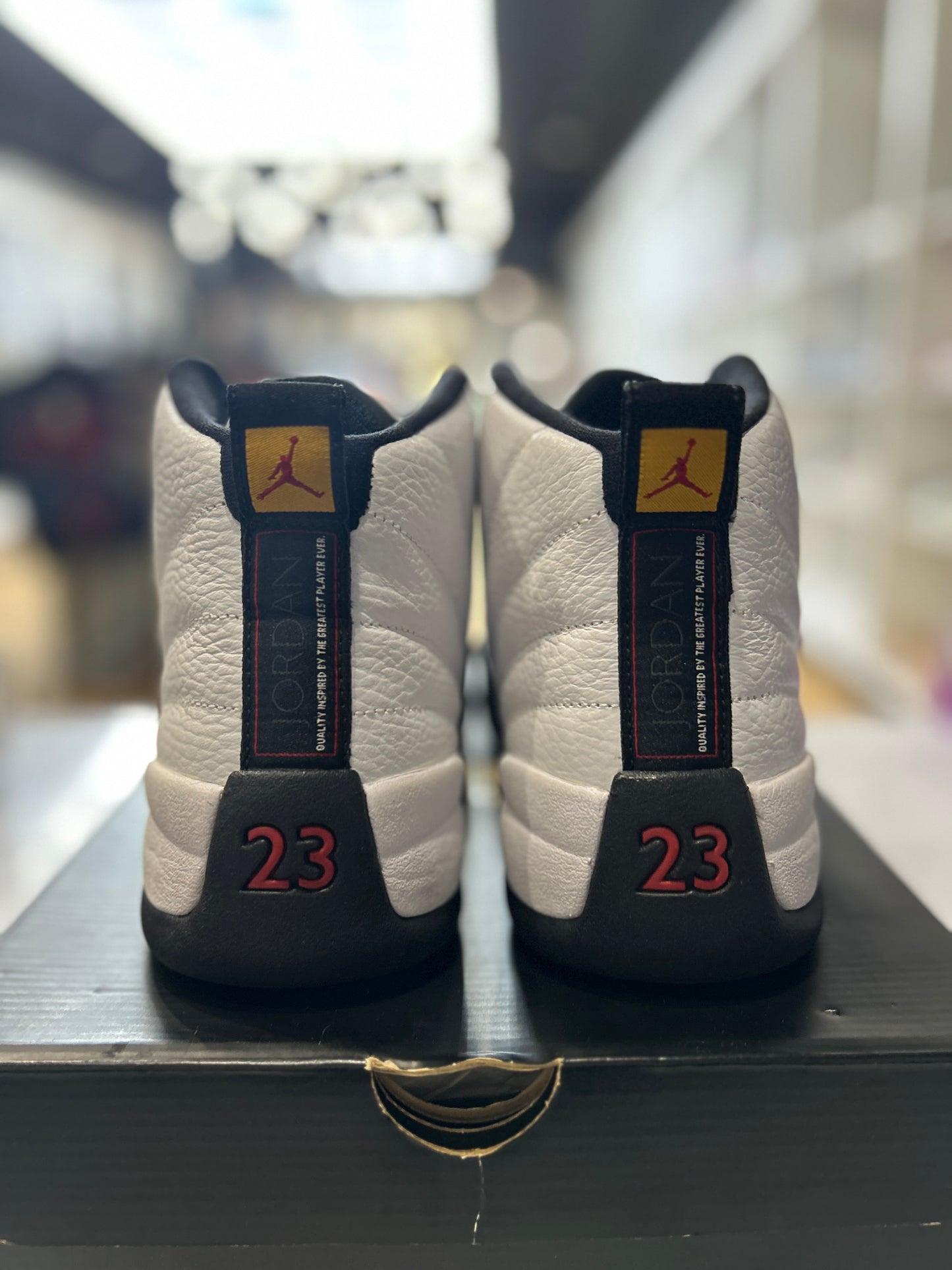 Jordan 12 Retro Taxi (2013) PRE-OWNED