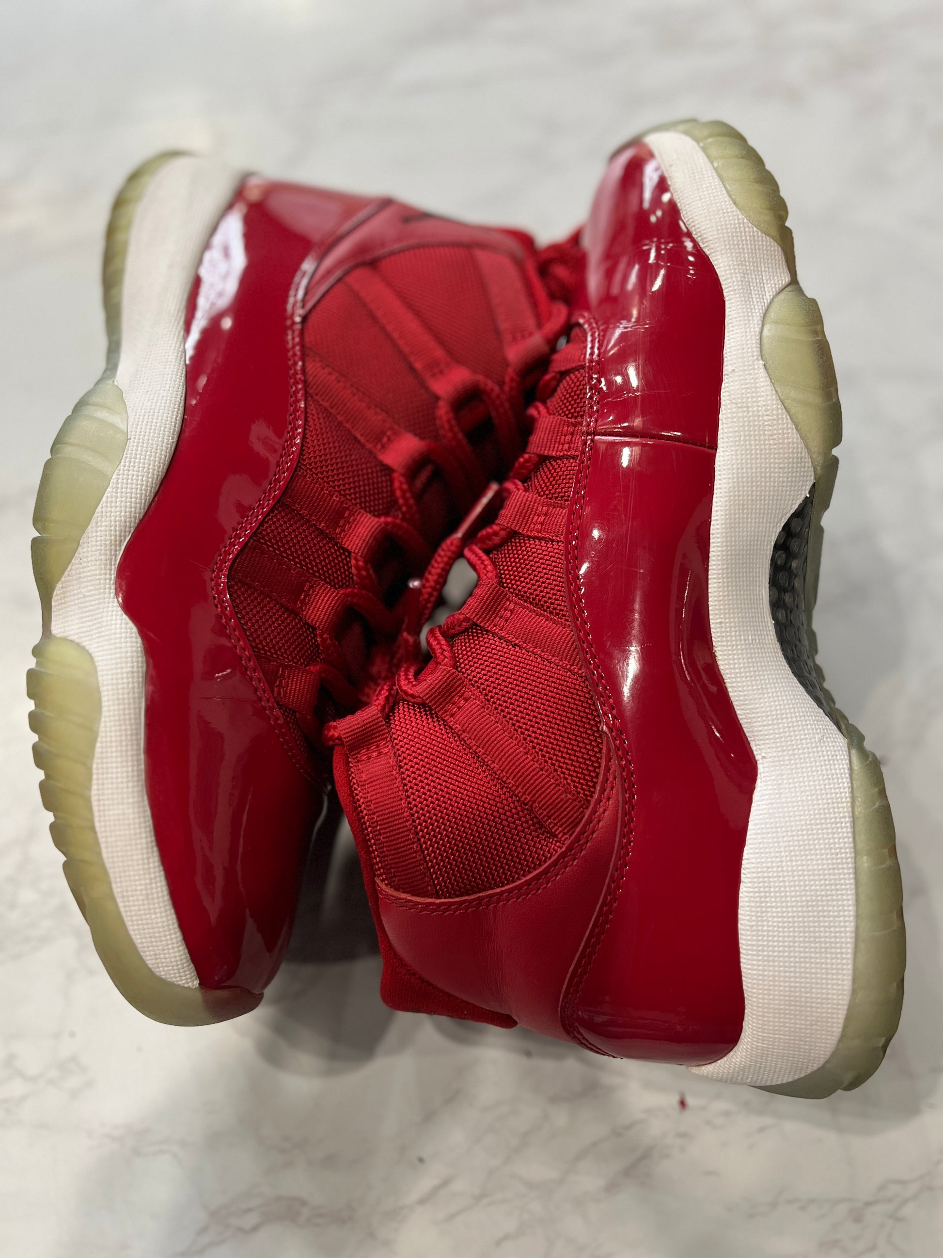 Jordan 11 Retro Win Like 96 PRE-OWNED