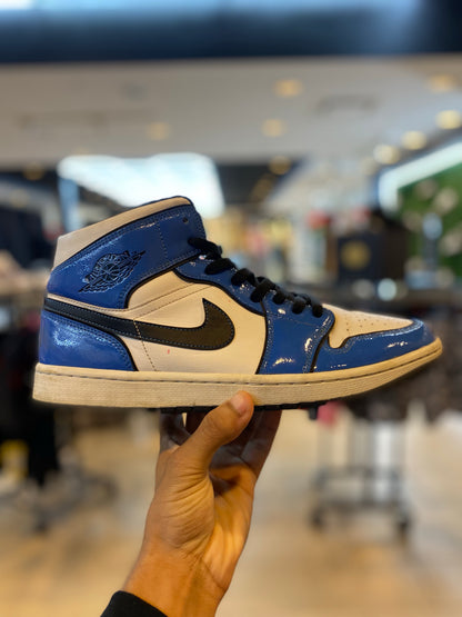 Jordan 1 Mid Signal Blue PRE-OWNED