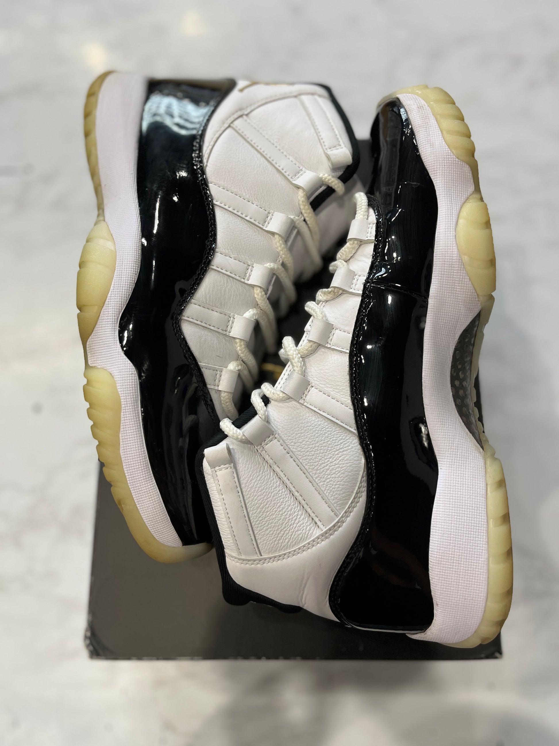 Jordan 11 Retro DMP Gratitude (2023)PRE-OWNED