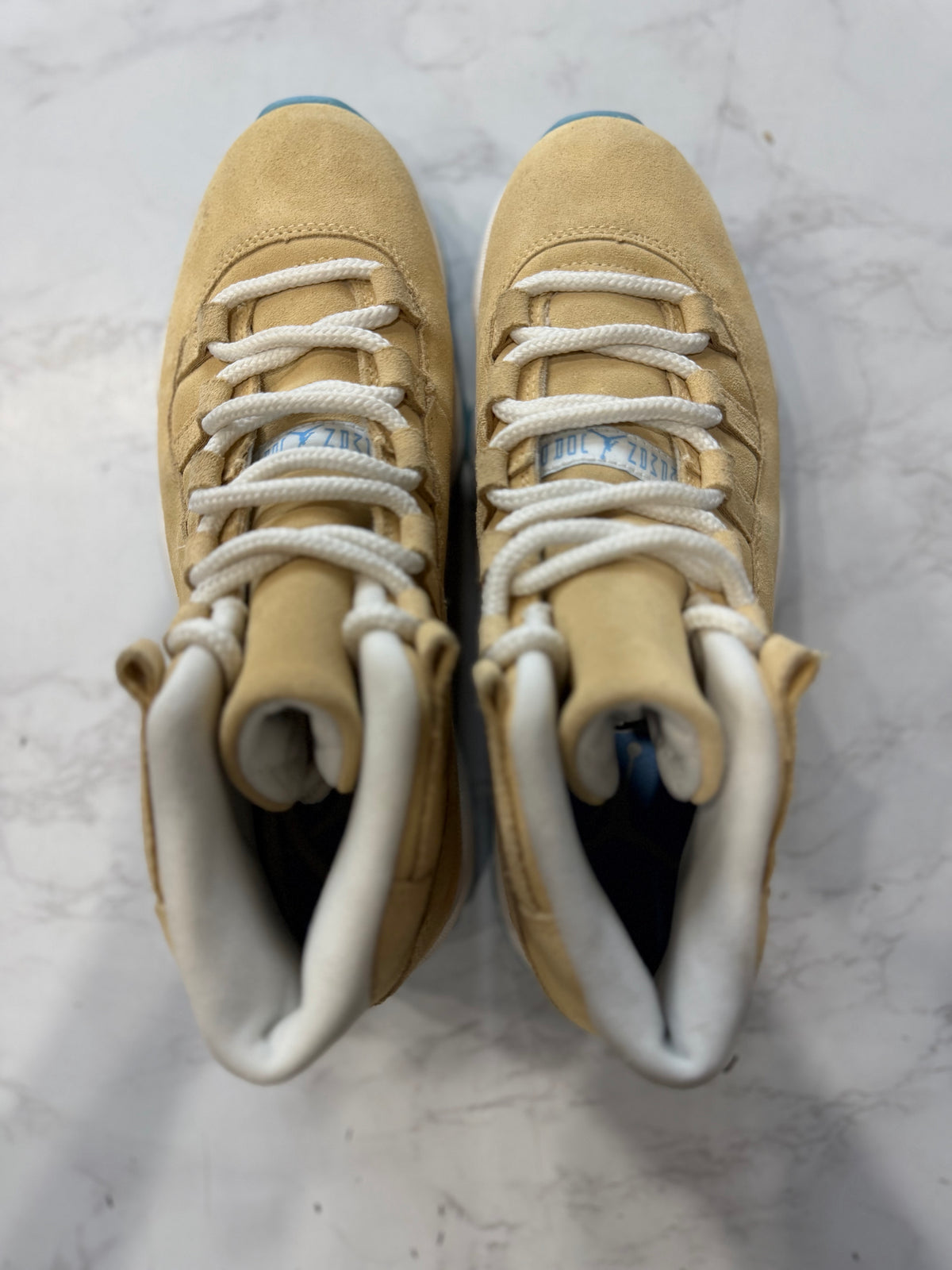 Jordan 11 Retro H-Town PRE_OWNED