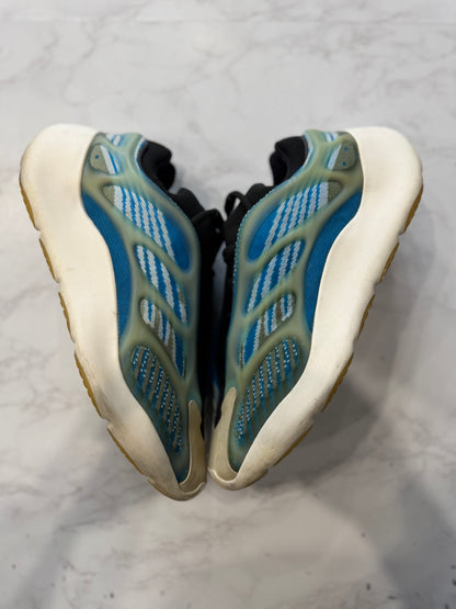 adidas Yeezy 700 V3 Arzareth PRE-OWNED