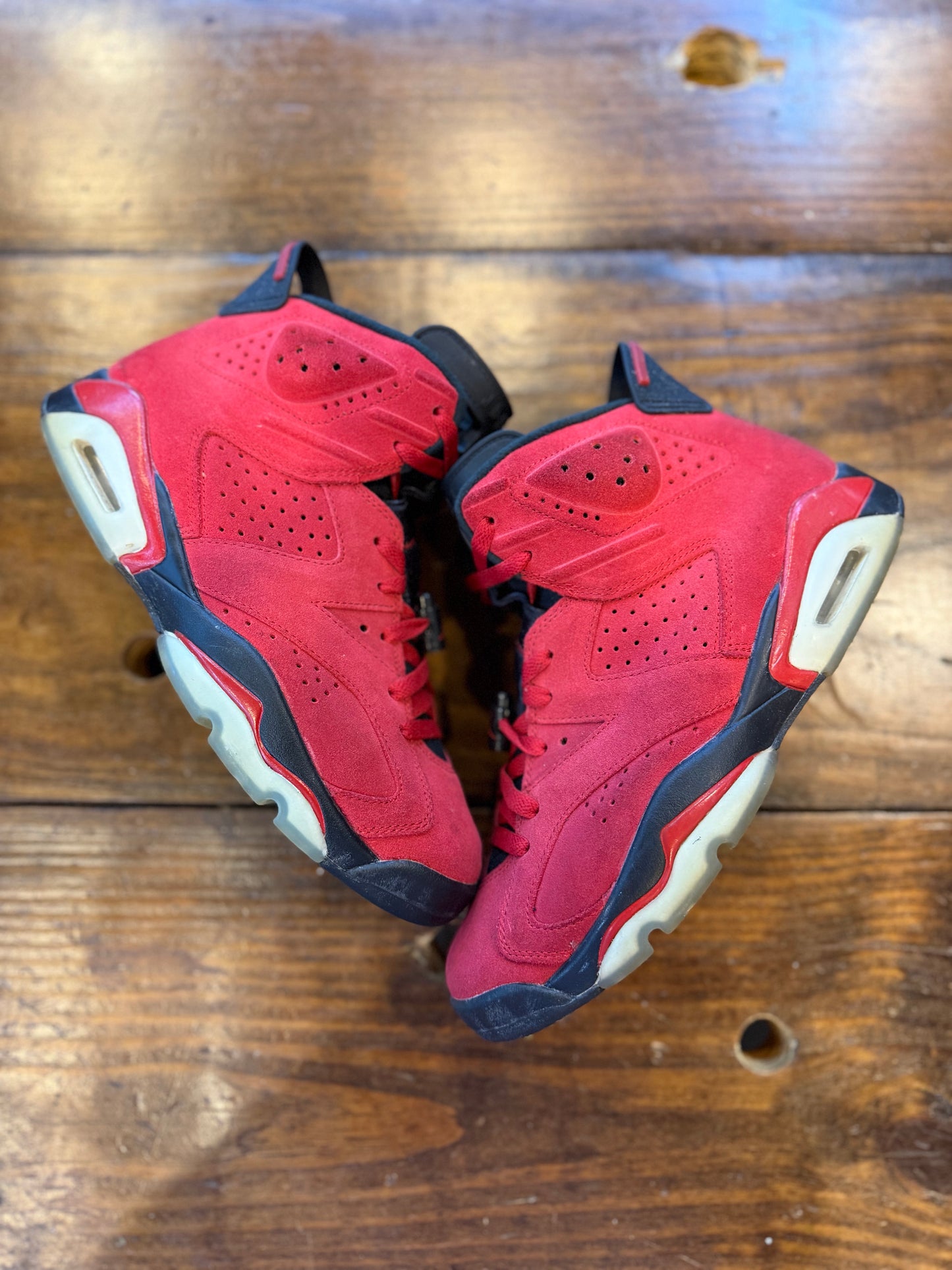 Jordan 6 Retro Toro Bravo PRE-OWNED