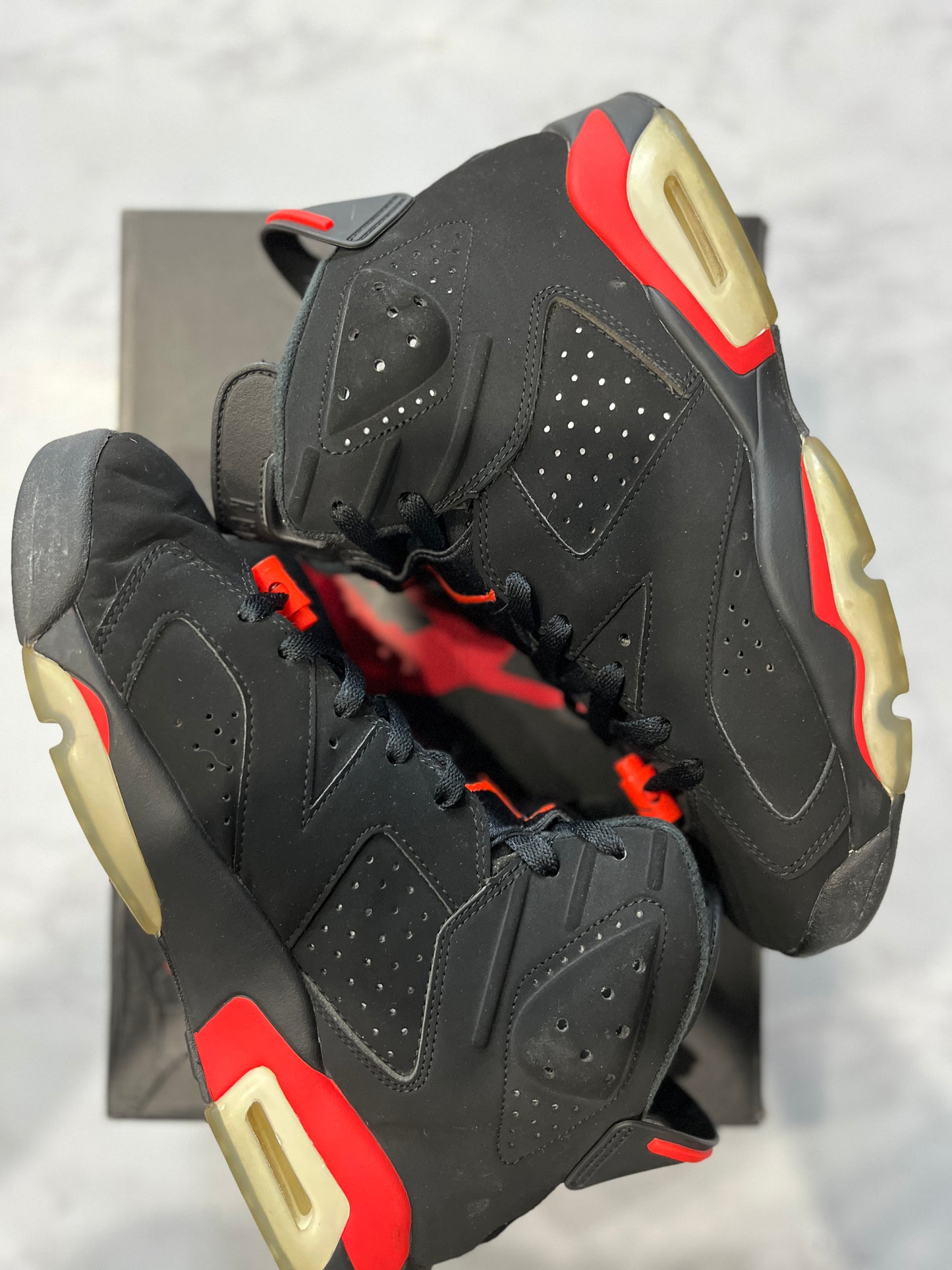 Jordan 6 Retro Black Infrared (2019) PRE-OWNED