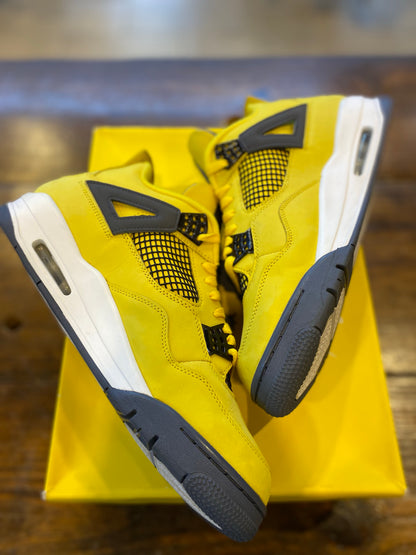 Jordan 4 Retro Lightning (2021) PRE-OWNED