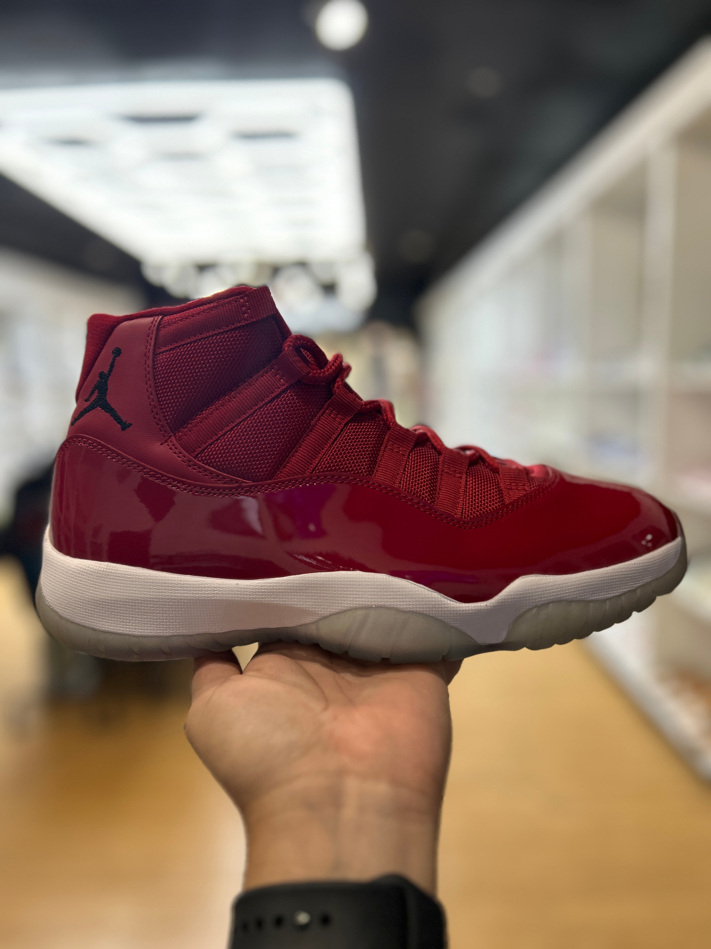 Jordan 11 Retro Win Like 96 PRE-OWNED