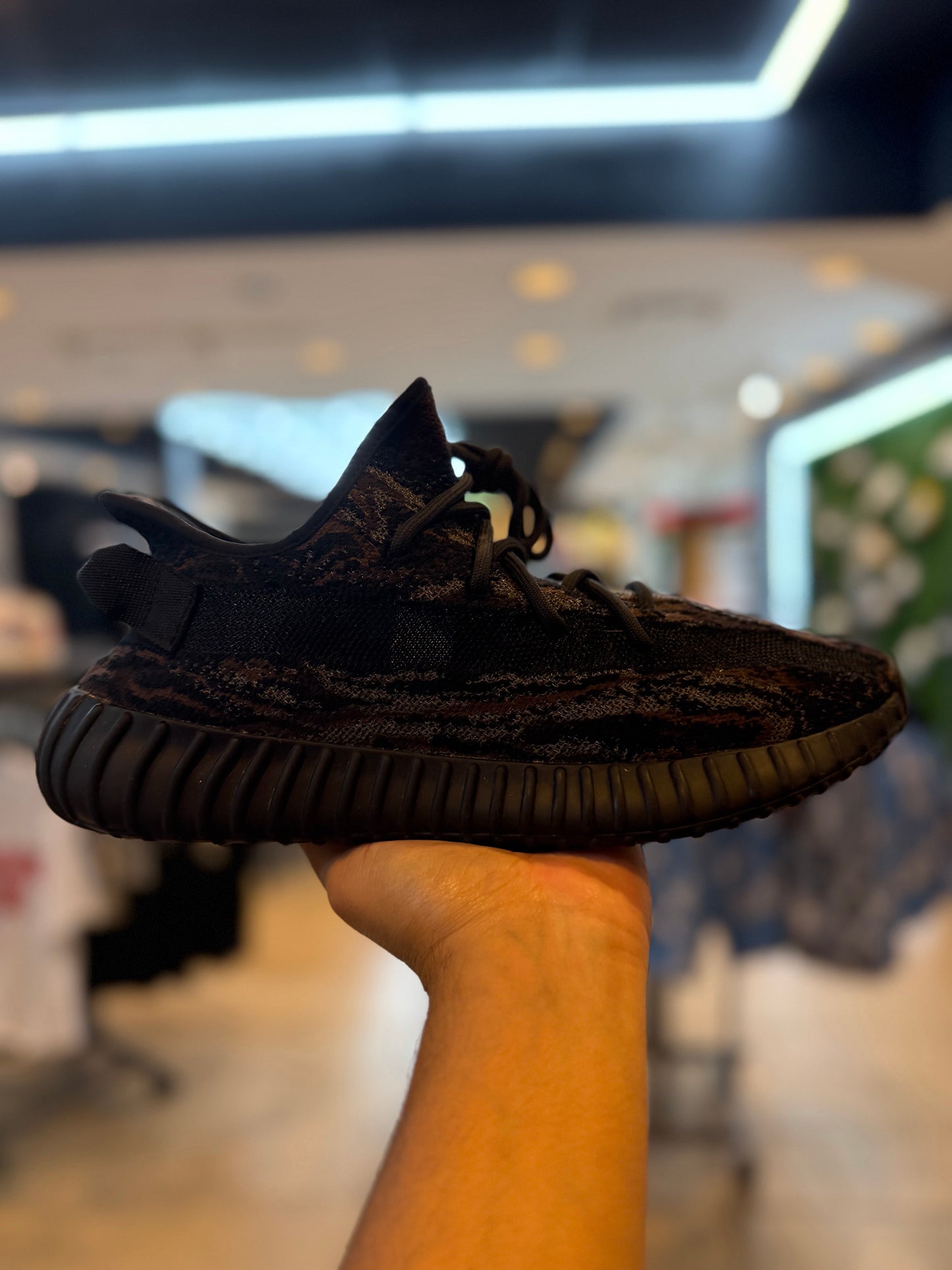 adidas Yeezy Boost 350 V2 MX Rock PRE-OWNED