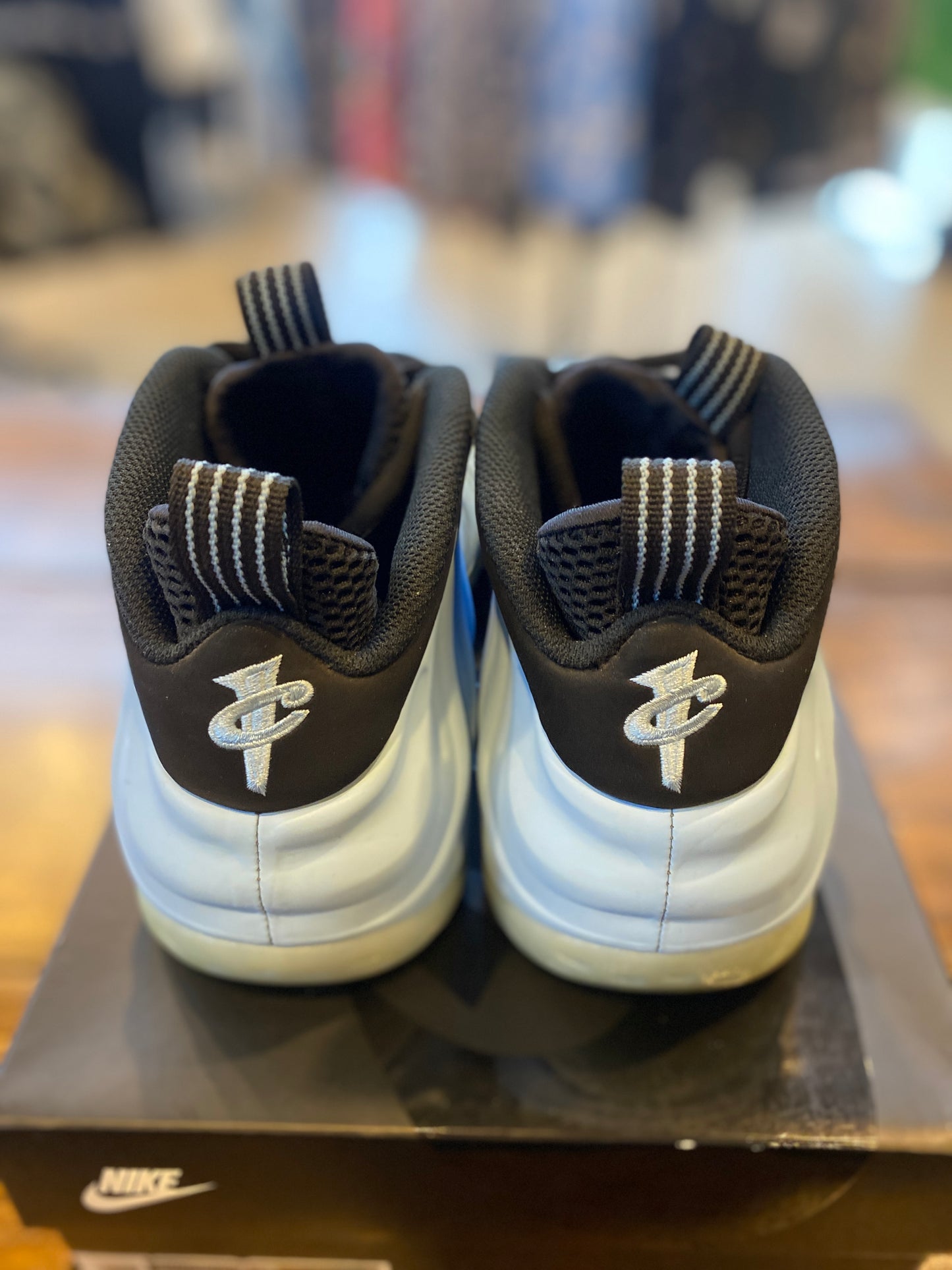 Nike Air Foamposite One Psychic Blue PRE-OWNED