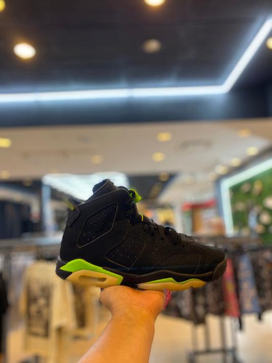 Jordan 6 Retro Electric Green (GS) PRE-OWNED