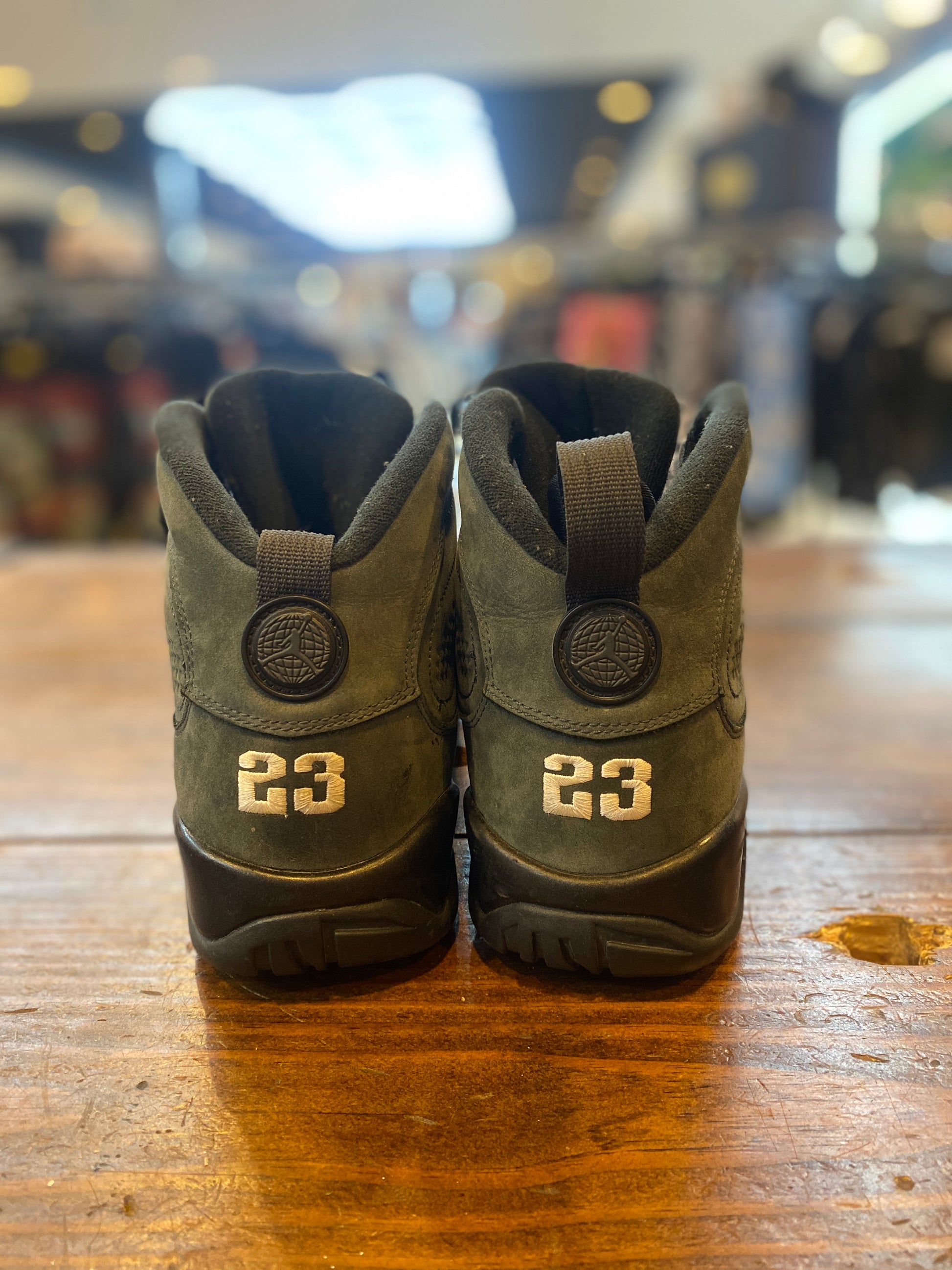 Jordan 9 Retro Anthracite PRE-OWNED