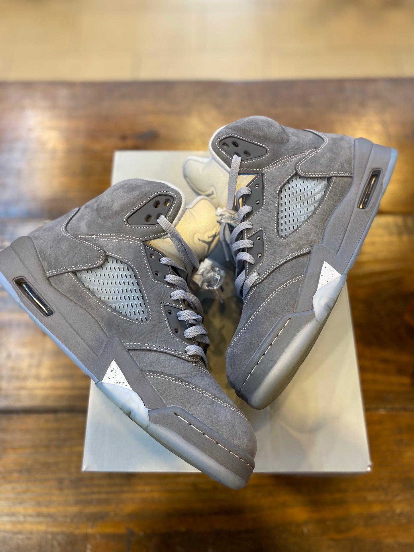 Jordan 5 Retro Wolf Grey (2026) PRE-OWNED