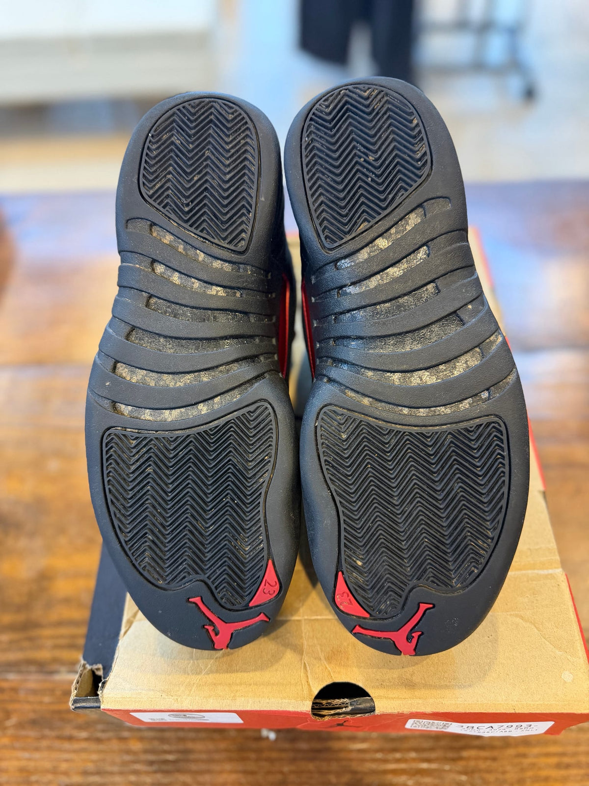 Jordan 12 Retro Bloodline PRE-OWNED