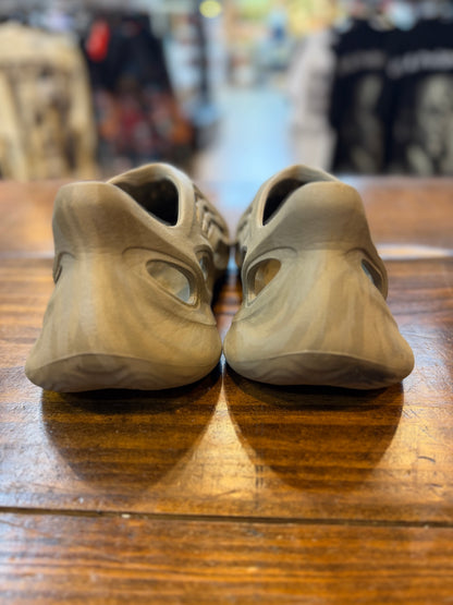 adidas Yeezy Foam RNNR Stone Sage PRE-OWNED