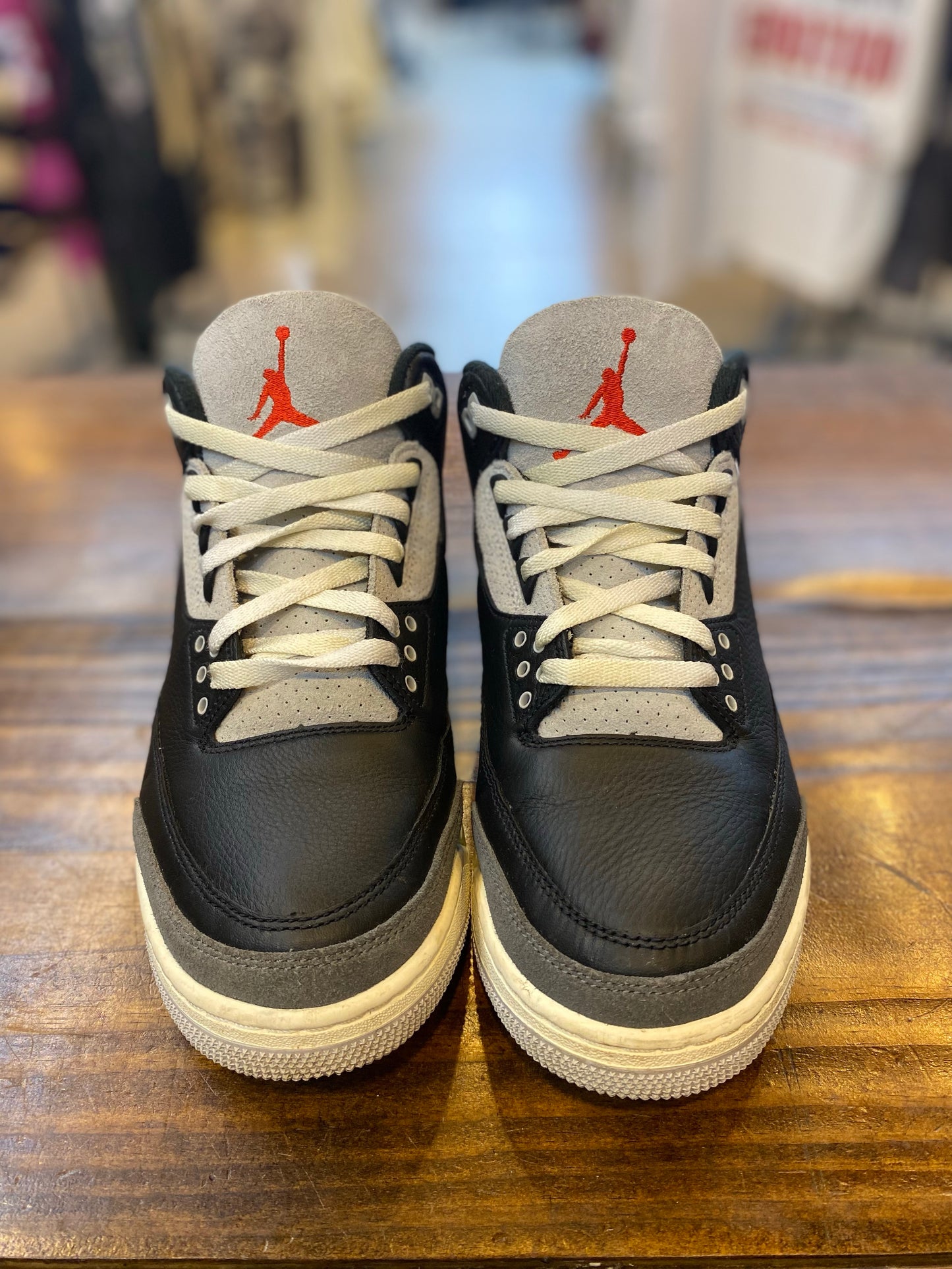 Jordan 3 Retro OG Rare Air PRE-OWNED