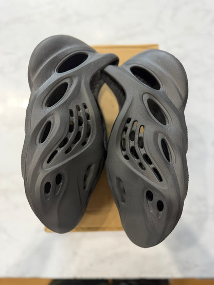 adidas Yeezy Foam RNR Onyx