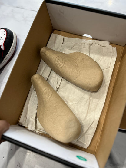 Jordan 1 Retro High Bloodline PRE-OWNED