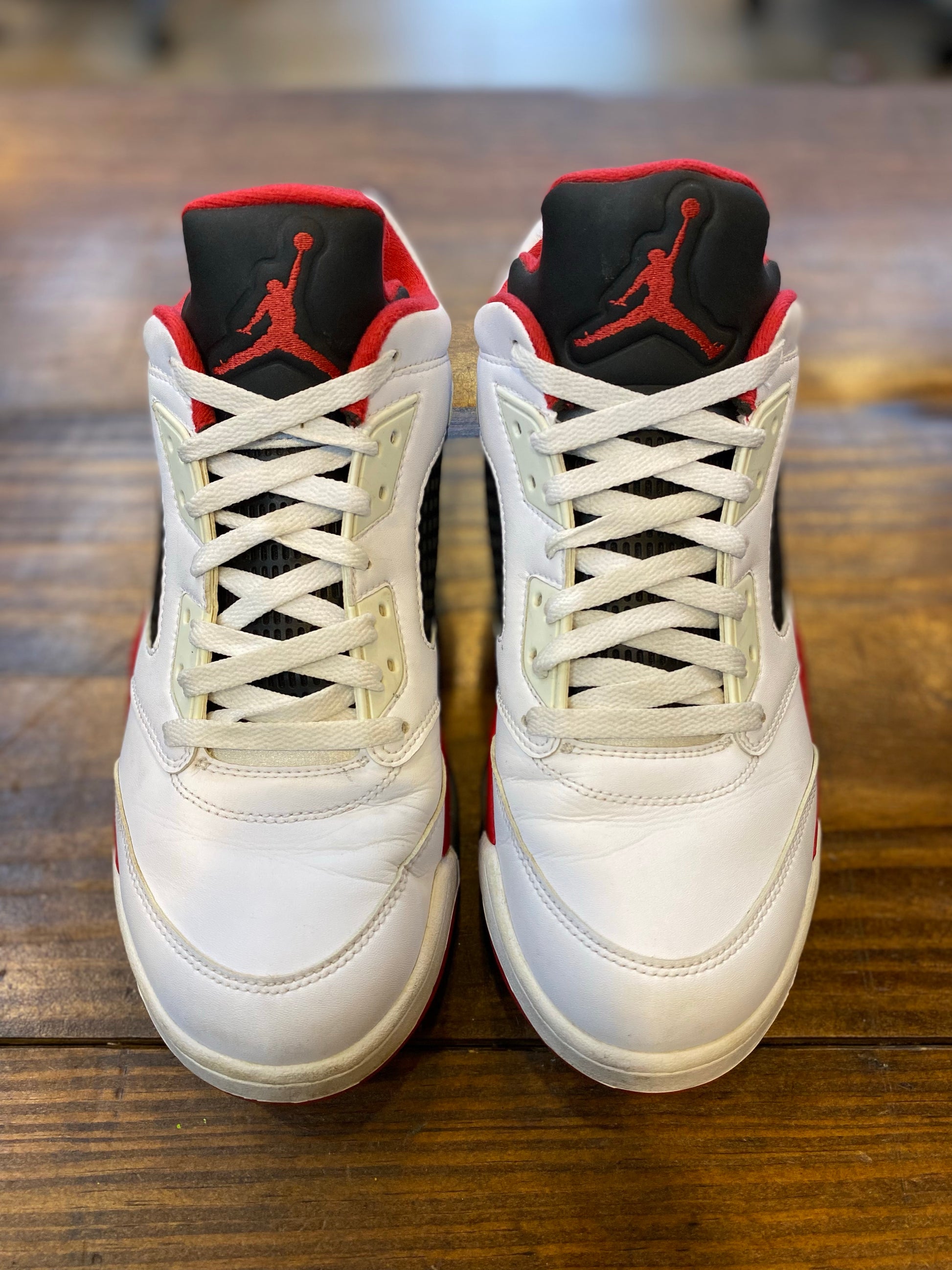 Jordan 5 Retro Low Fire Red PRE-OWNED