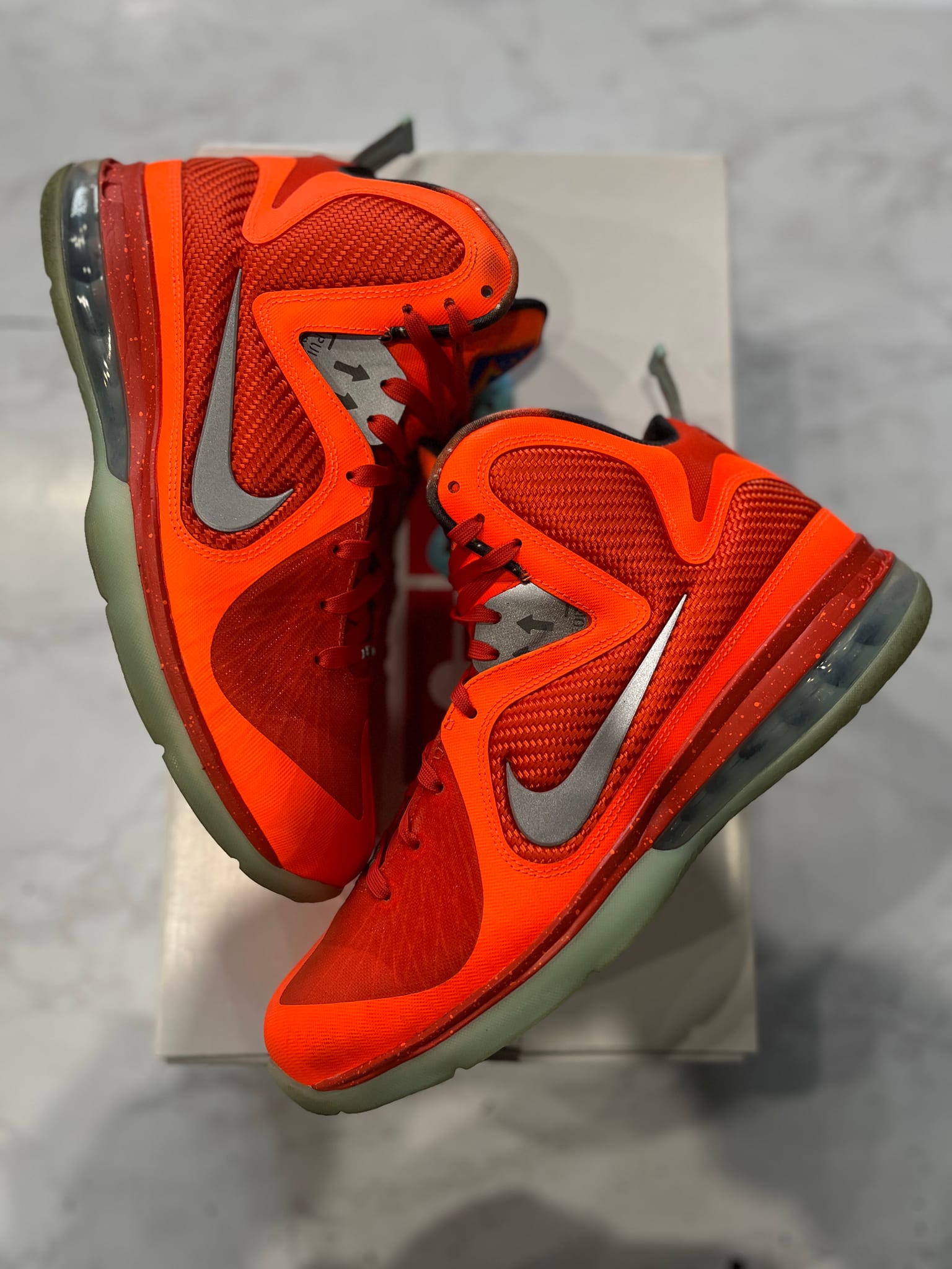 Nike LeBron 9 Big Bang (2022) PRE-OWNED