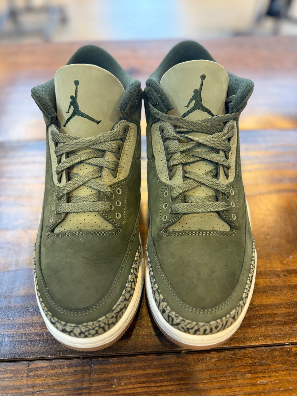 Jordan 3 Retro Family Affair PRE-OWNED