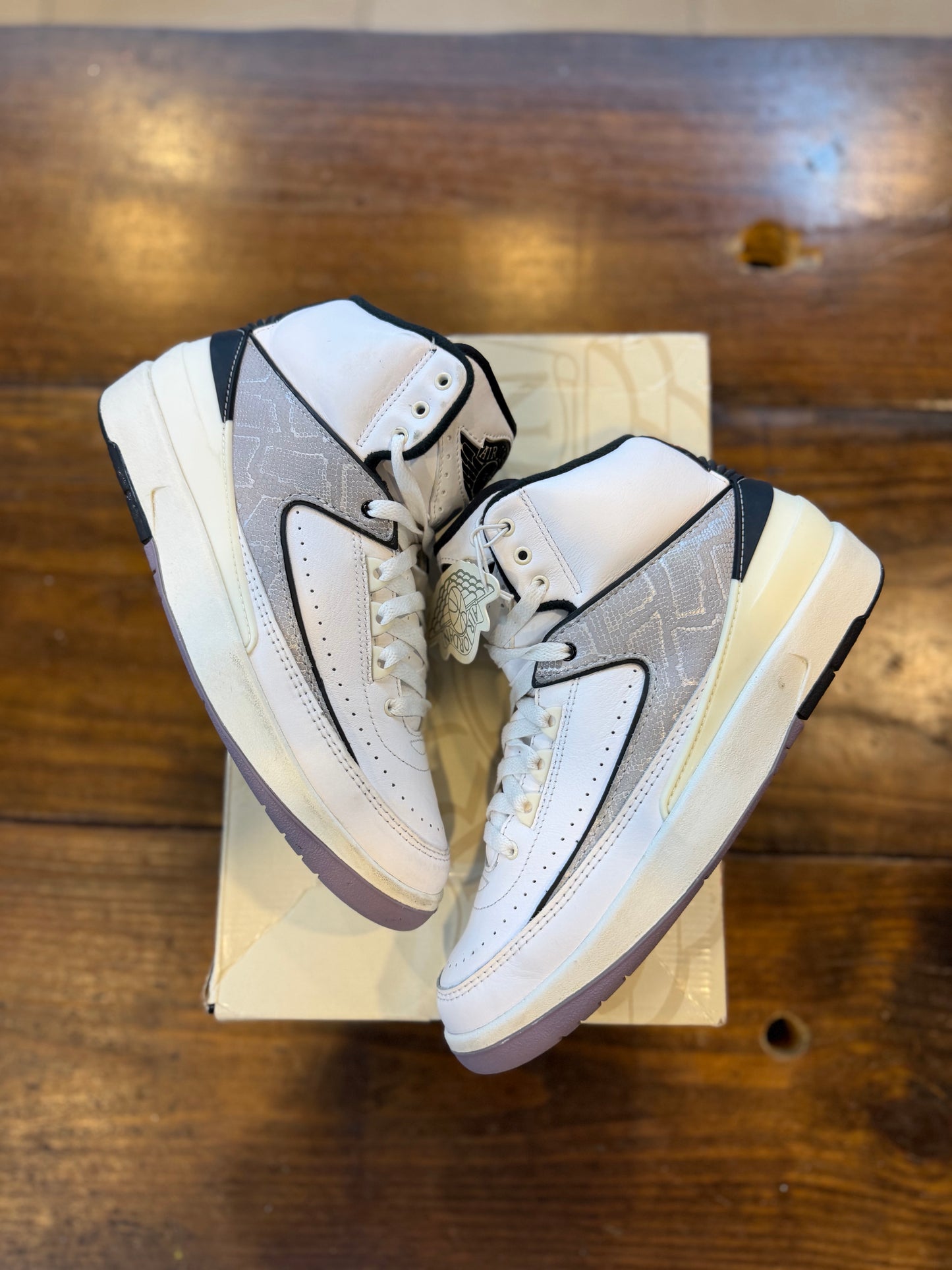 Jordan 2 Retro Python PRE-OWNED