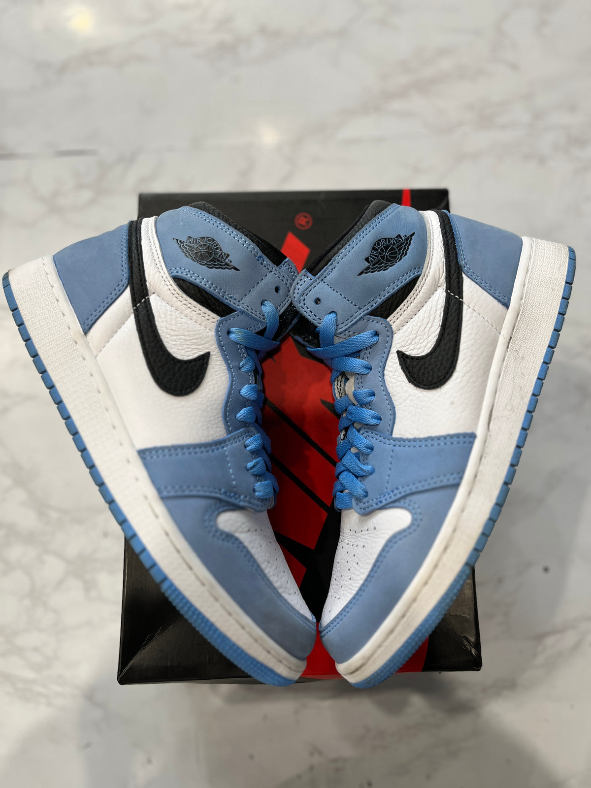 Jordan 1 Retro High OG University Blue (GS) PRE-OWNED