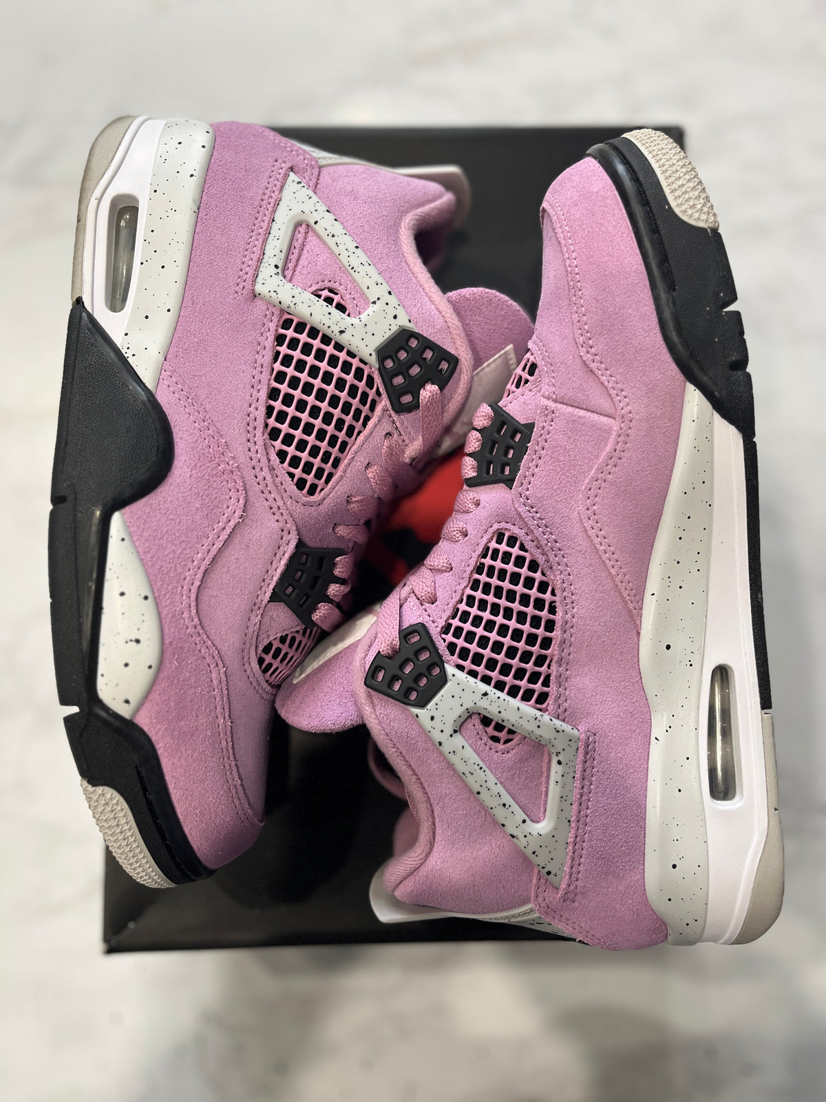Jordan 4 Retro Orchid (Women's) PRE-OWNED