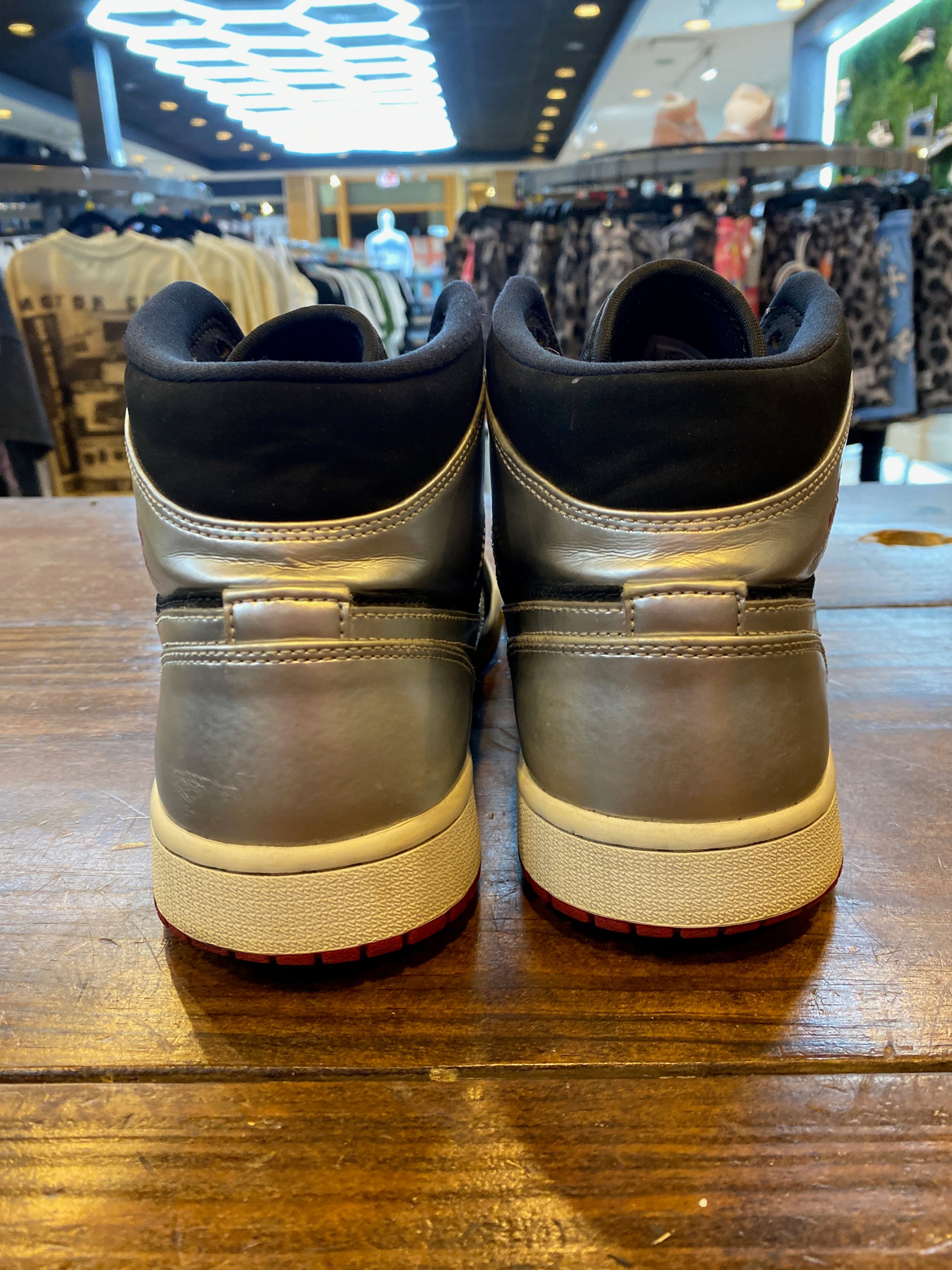 Jordan 1 Mid Johnny Kilroy PRE-OWNED