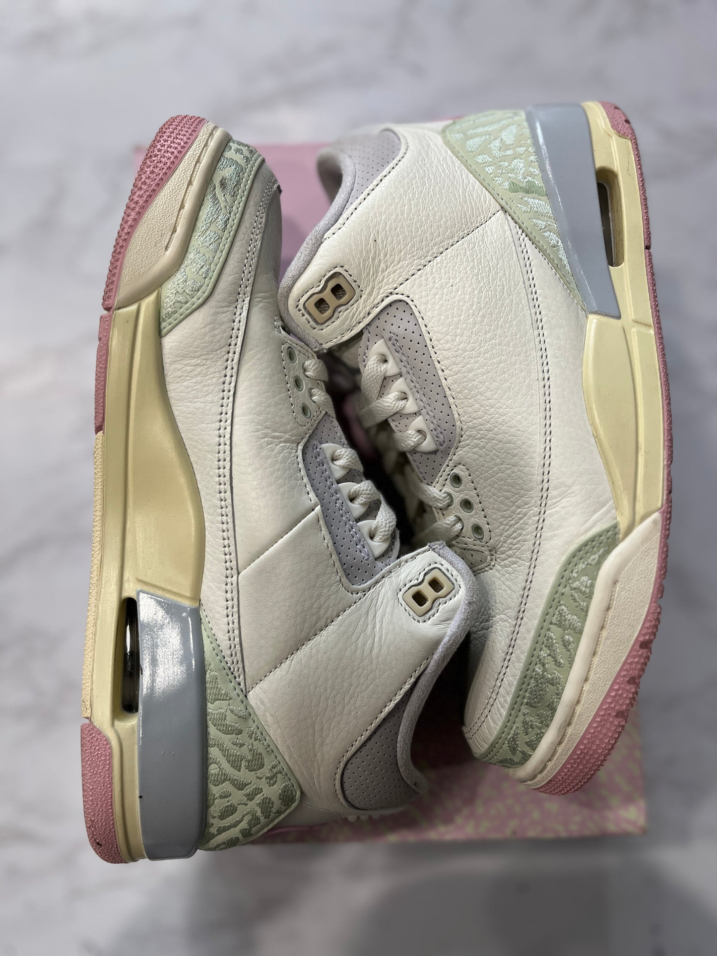 Jordan 3 Retro Spring Is In The Air PRE-OWNED