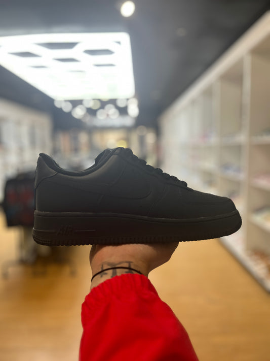 Nike Air Force 1 Low '07 Black PRE-OWNED