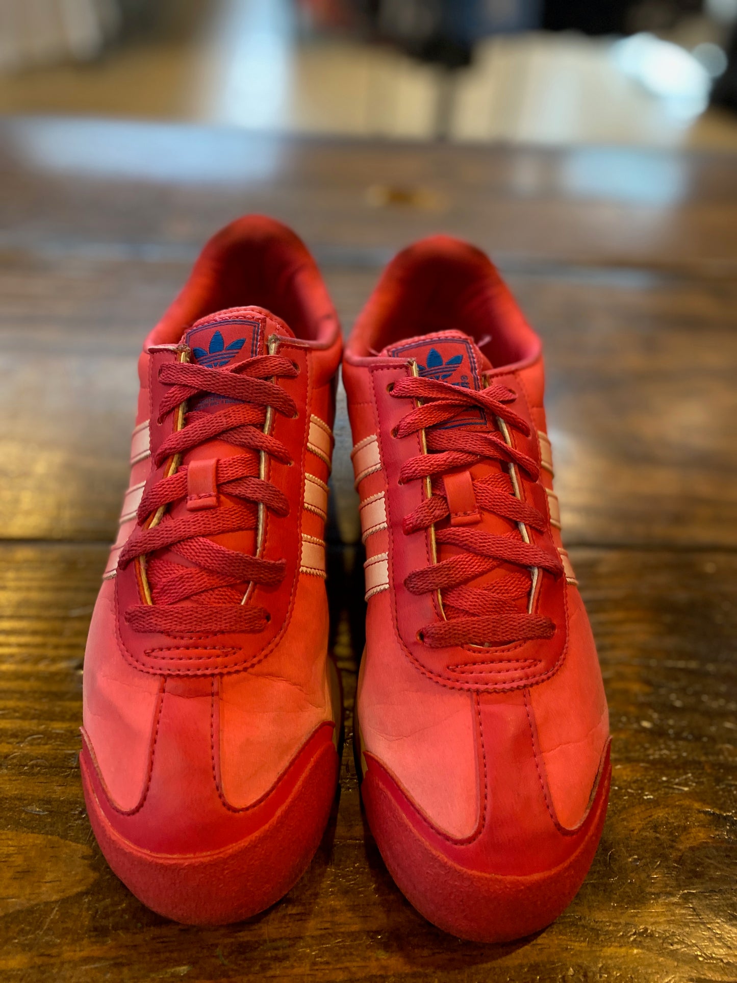 Adidas womens faded red Samoa Valentine PRE-OWNED
