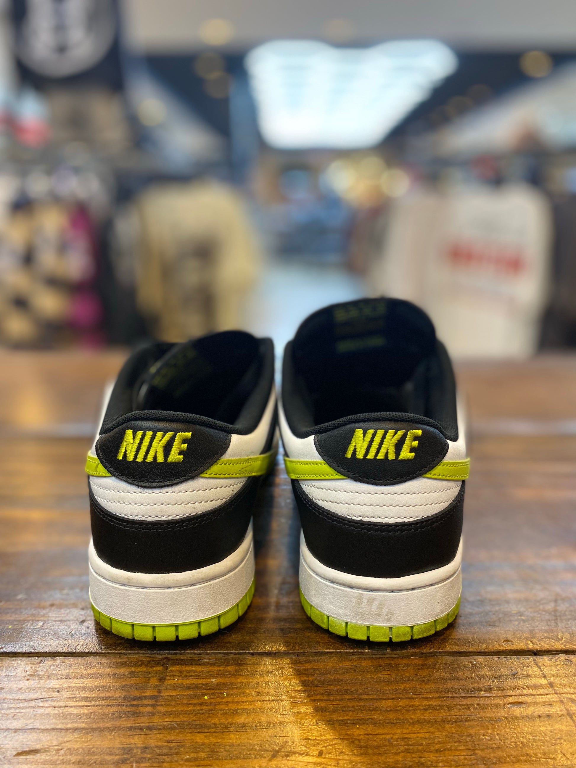 Nike Dunk Low Black Bright Cactus PRE-OWNED