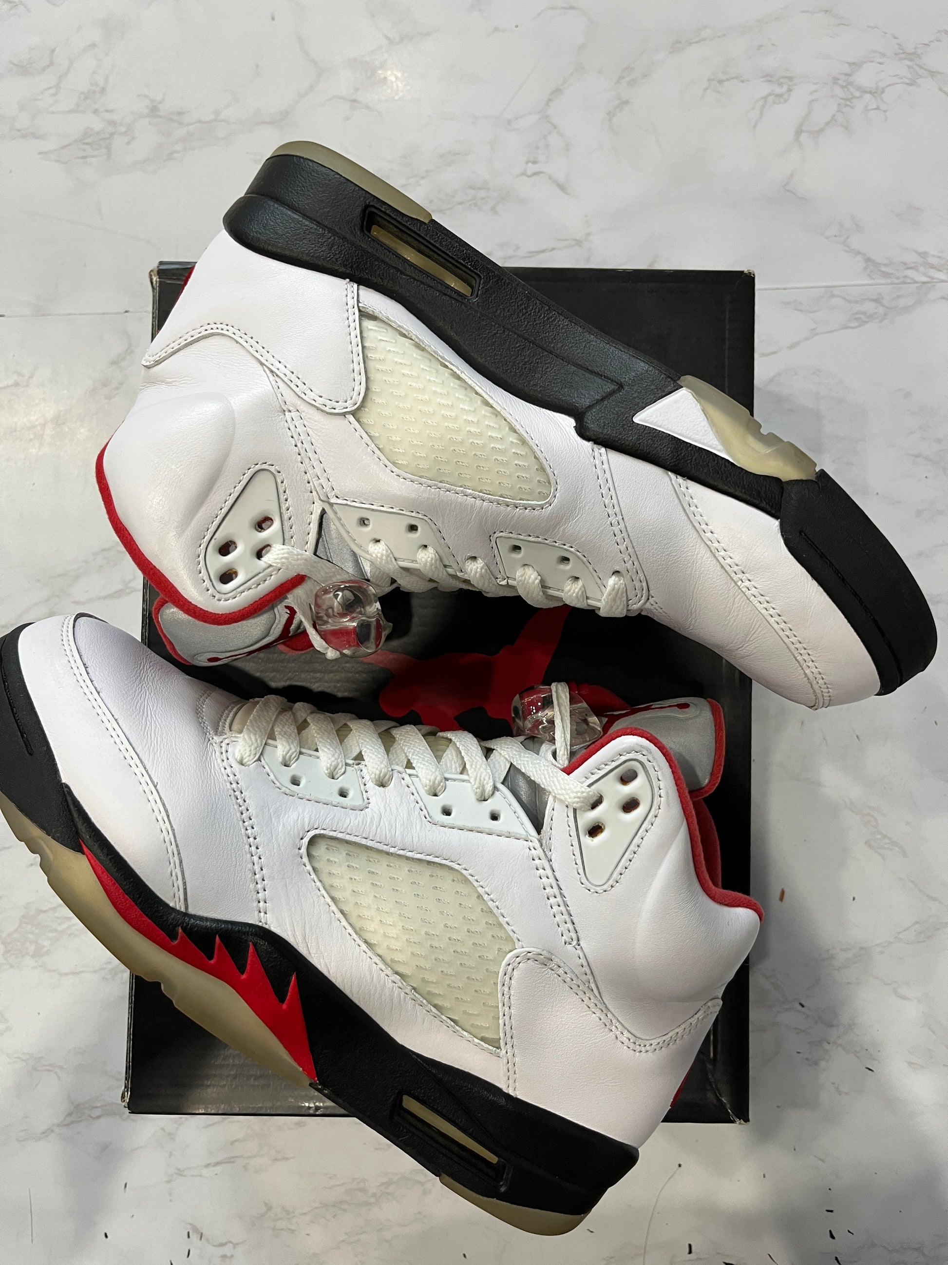 Jordan 5 Retro Fire Red Silver Tongue (2020) PRE-OWNED